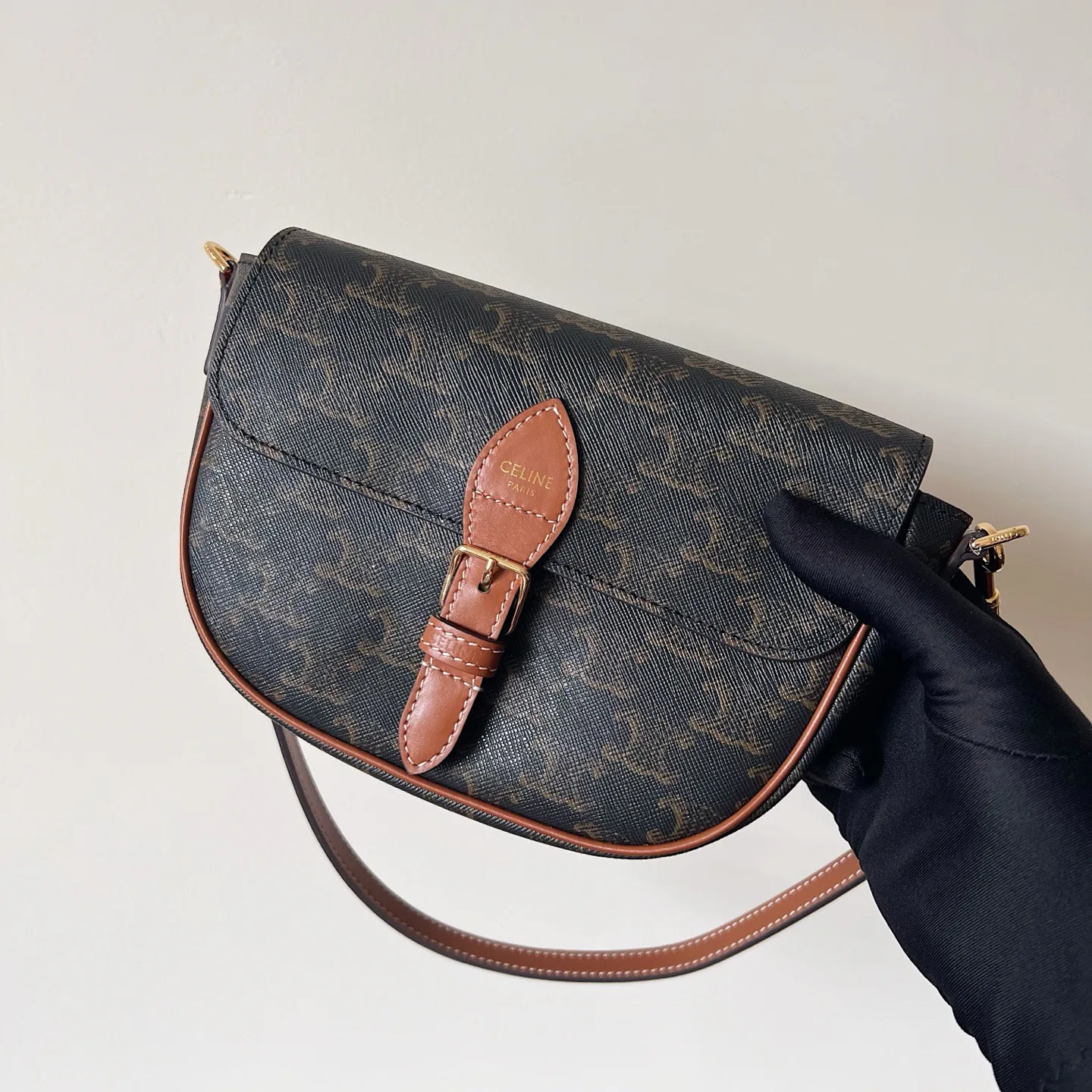 Сумки На Ремне Женские Celine 245380