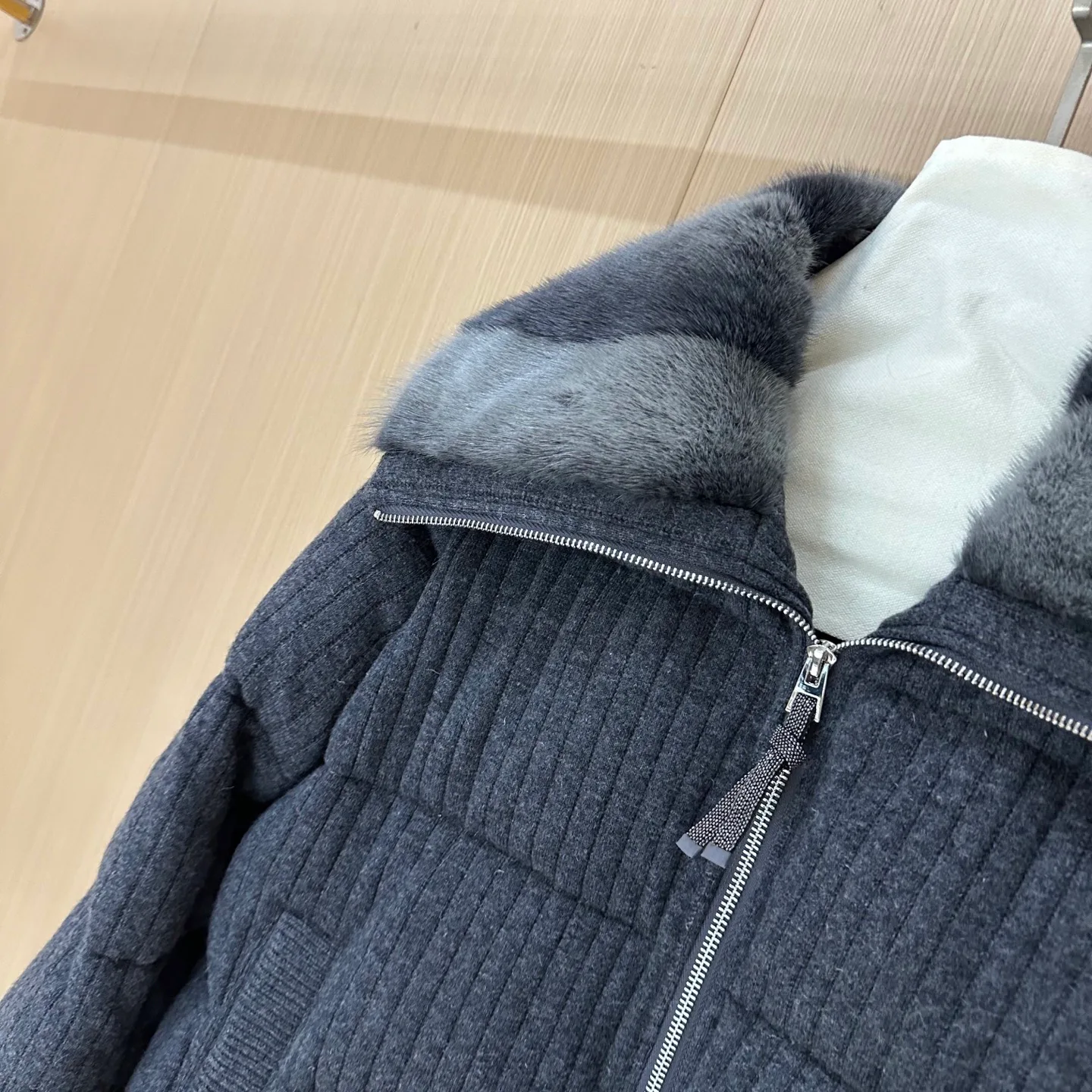 Куртки И Пуховики Женские Brunello Cucinelli 383149