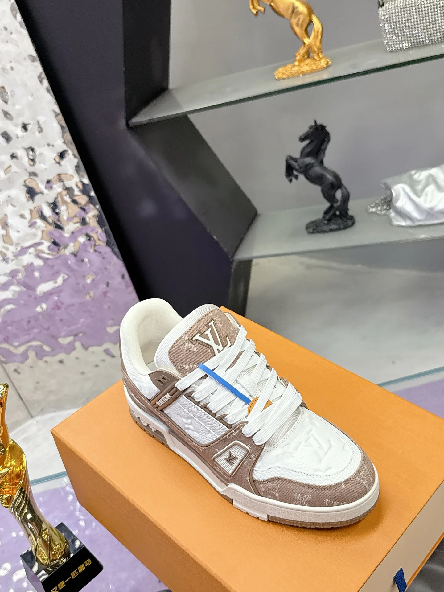 Кроссовки Женские Louis Vuitton 440683