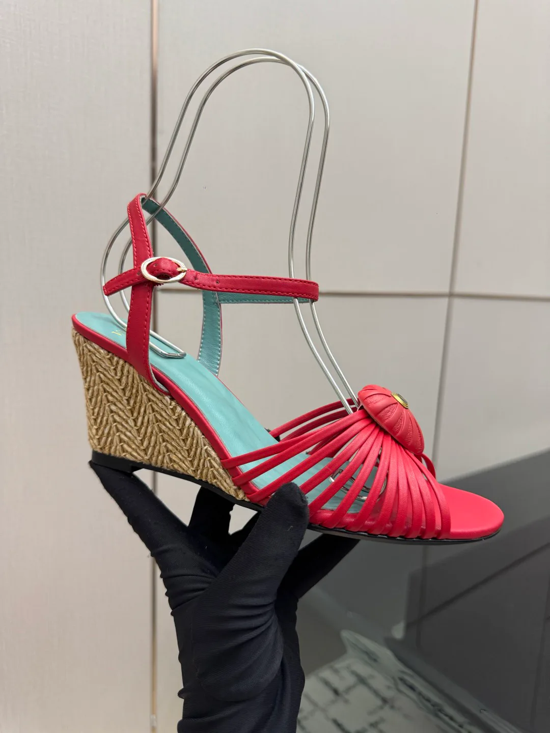 Босоножки Женские Valentino 18049002
