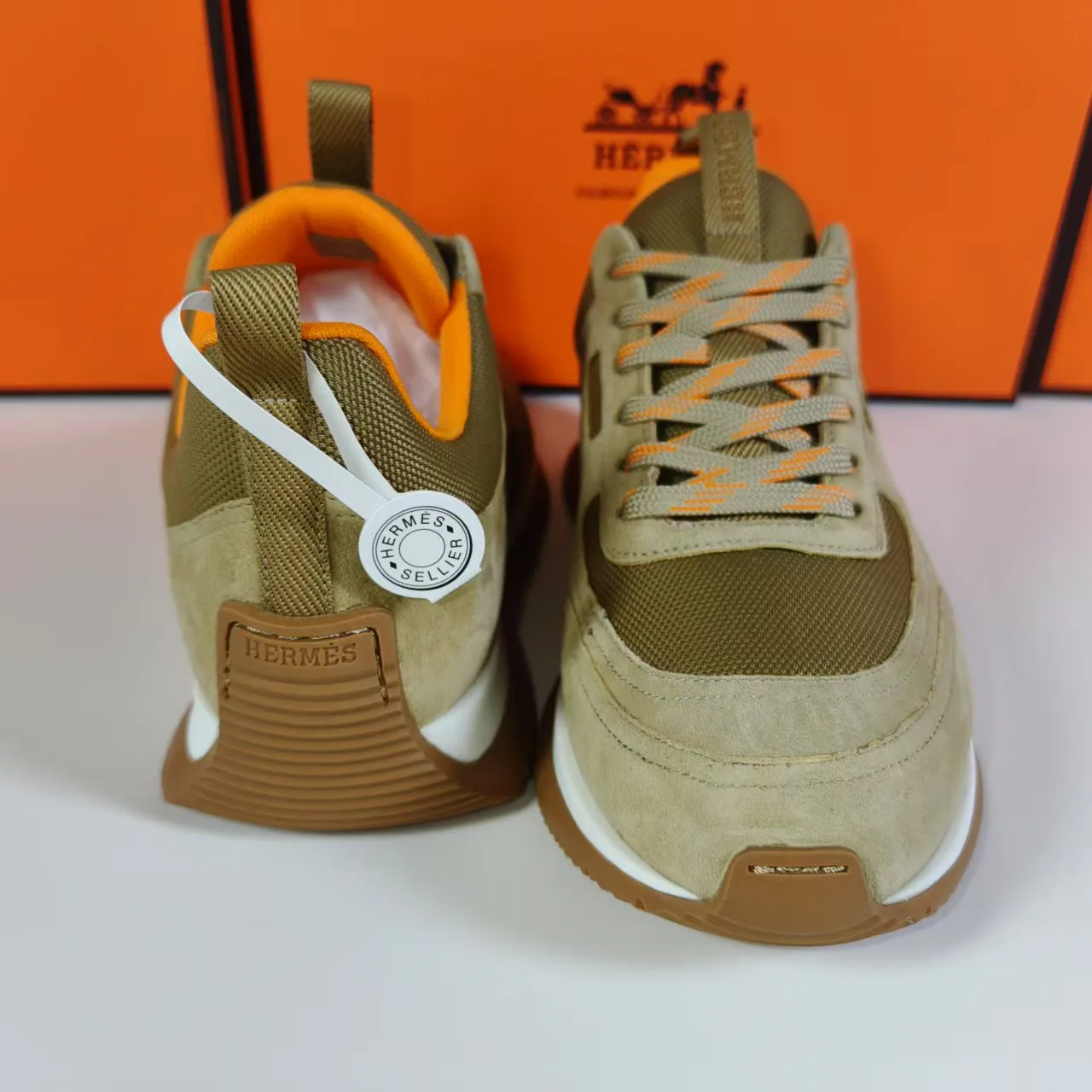 Кроссовки Женские Hermes 267878