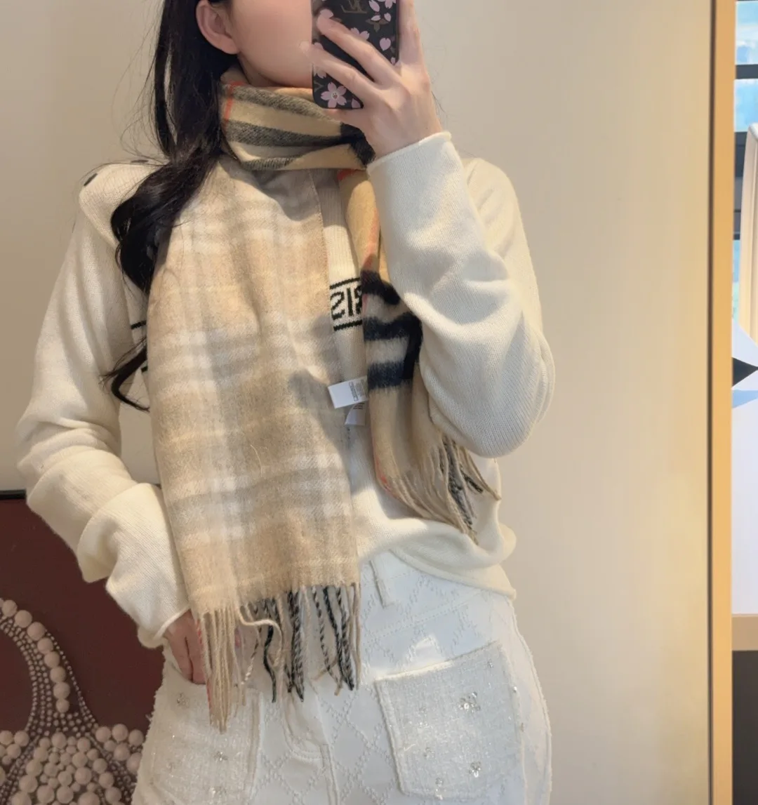 Шарфы Burberry 463886