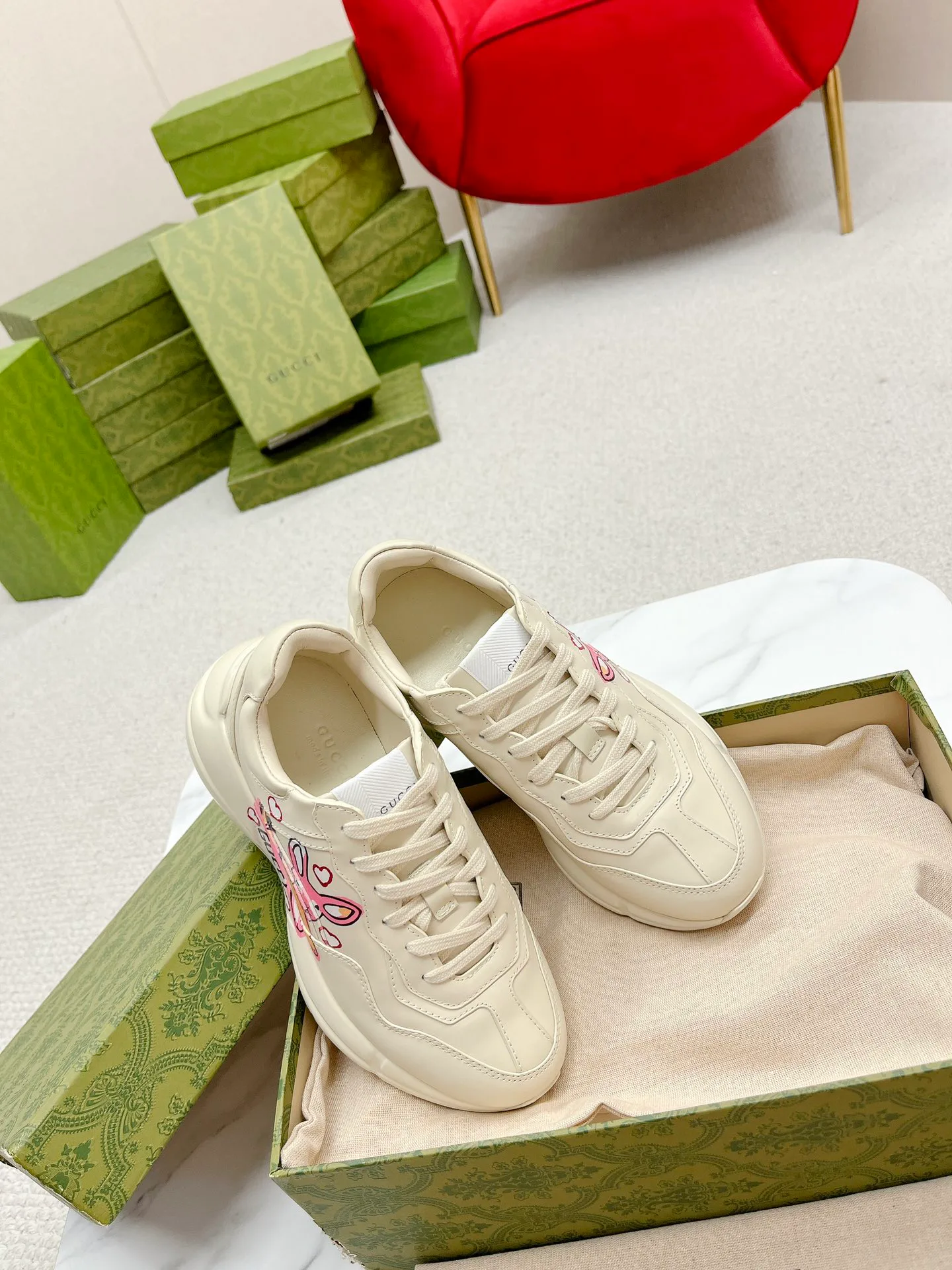 Кроссовки Женские Gucci 989697