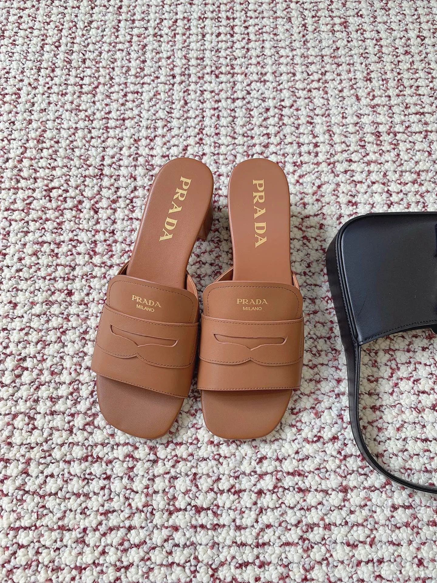 Босоножки Женские Prada 12725702