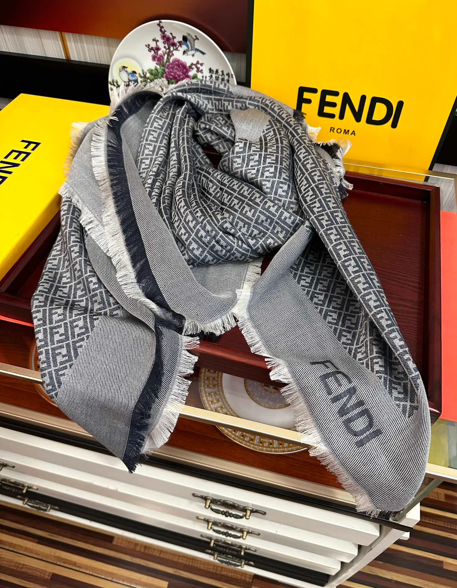Платки Fendi 4516092