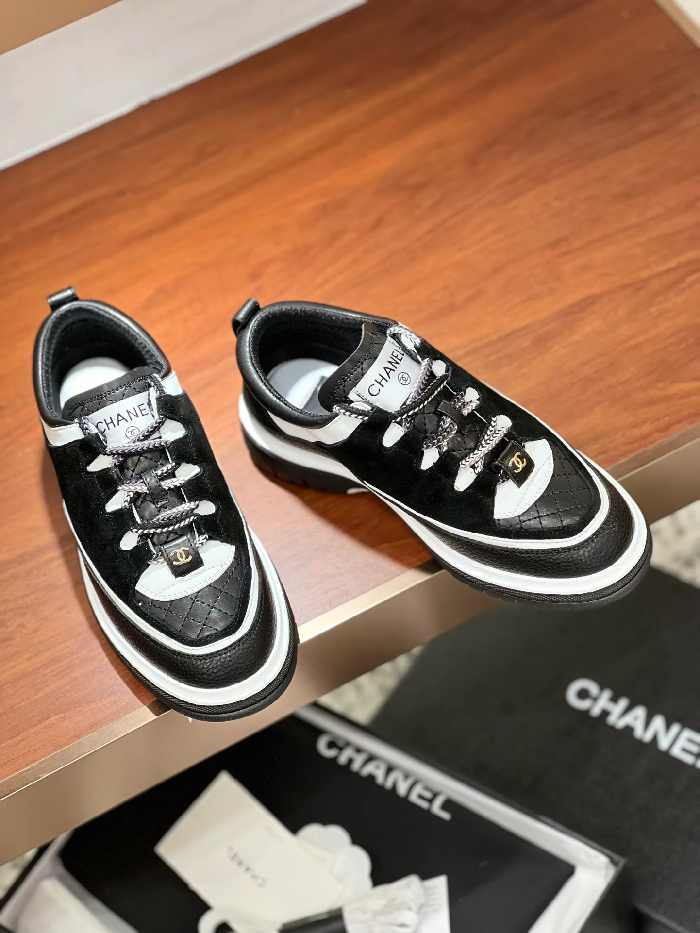 Кроссовки Женские Chanel 1021194