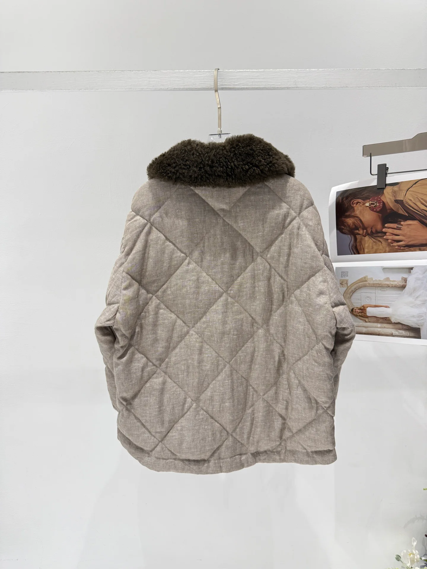 Куртки И Пуховики Женские Brunello Cucinelli 18082163