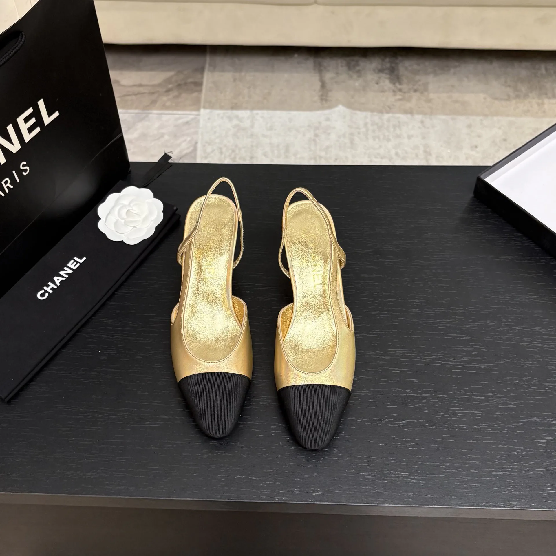 Туфли Женские Chanel 19554648