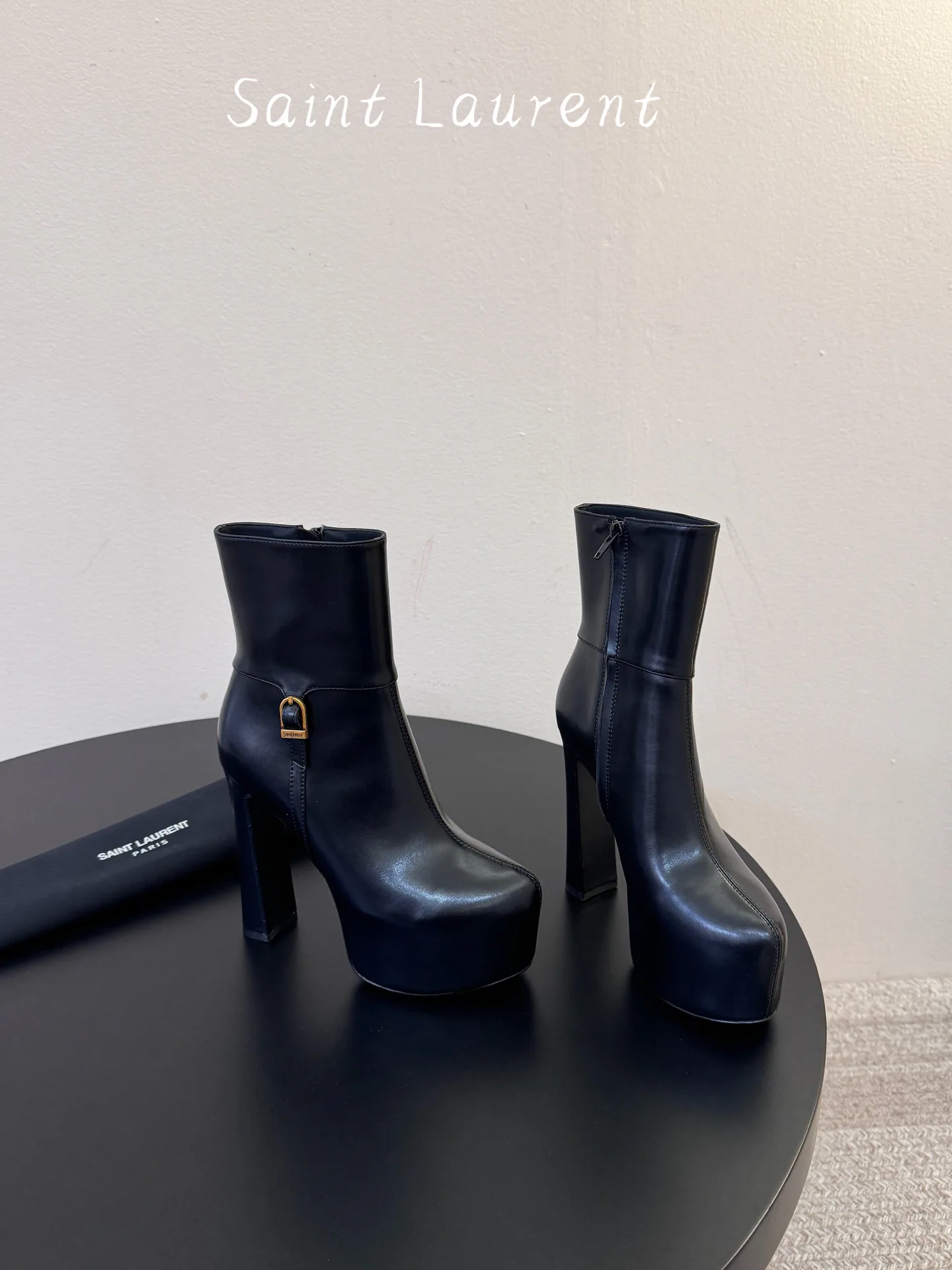 Ботильоны Женские Saint Laurent 18241683