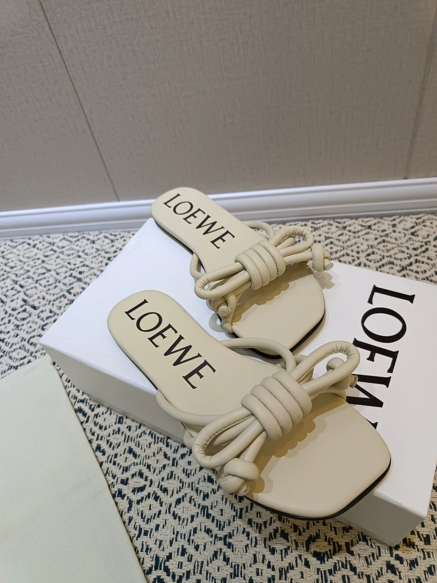 Сандалии Женские Loewe 11564277