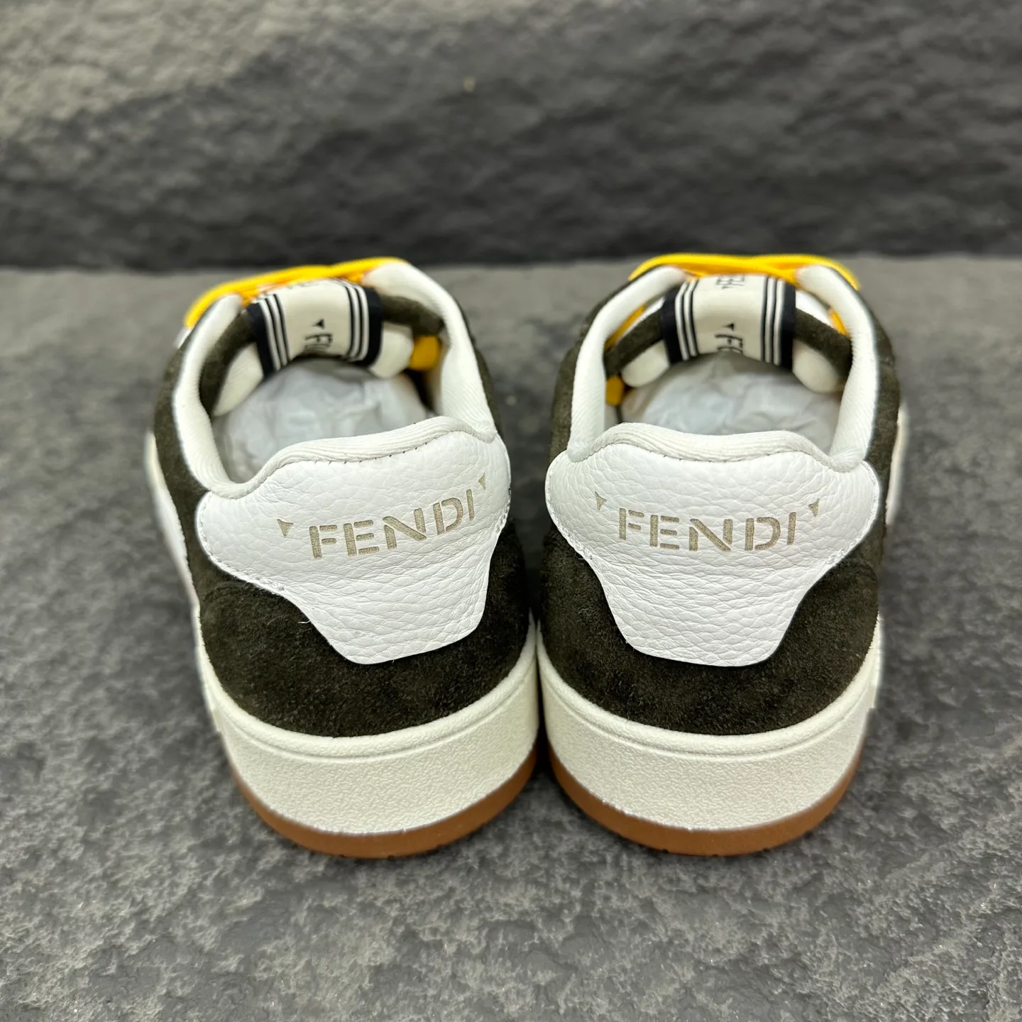 Кроссовки Мужские Fendi 18154159