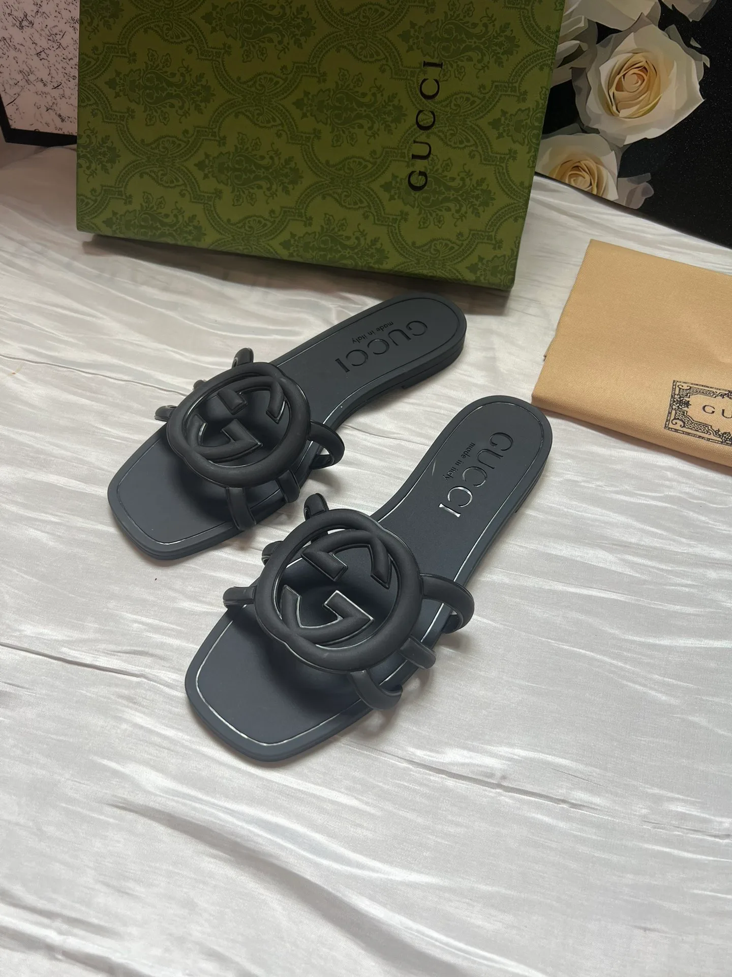 Шлепанцы Женские Gucci 16810