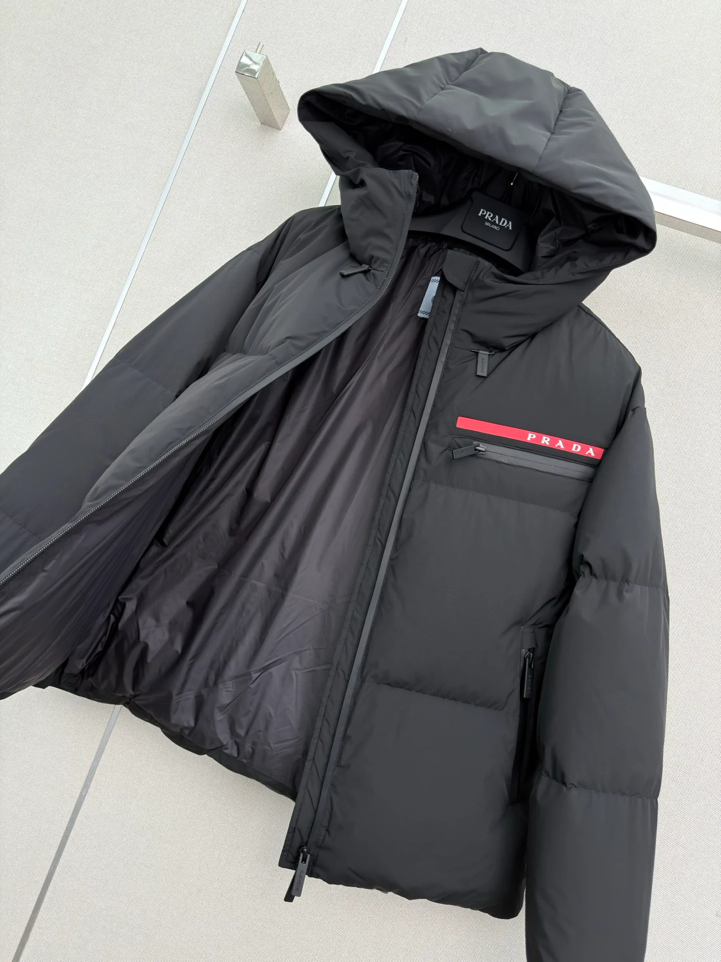 Куртки И Пуховики Женские Prada 19589724