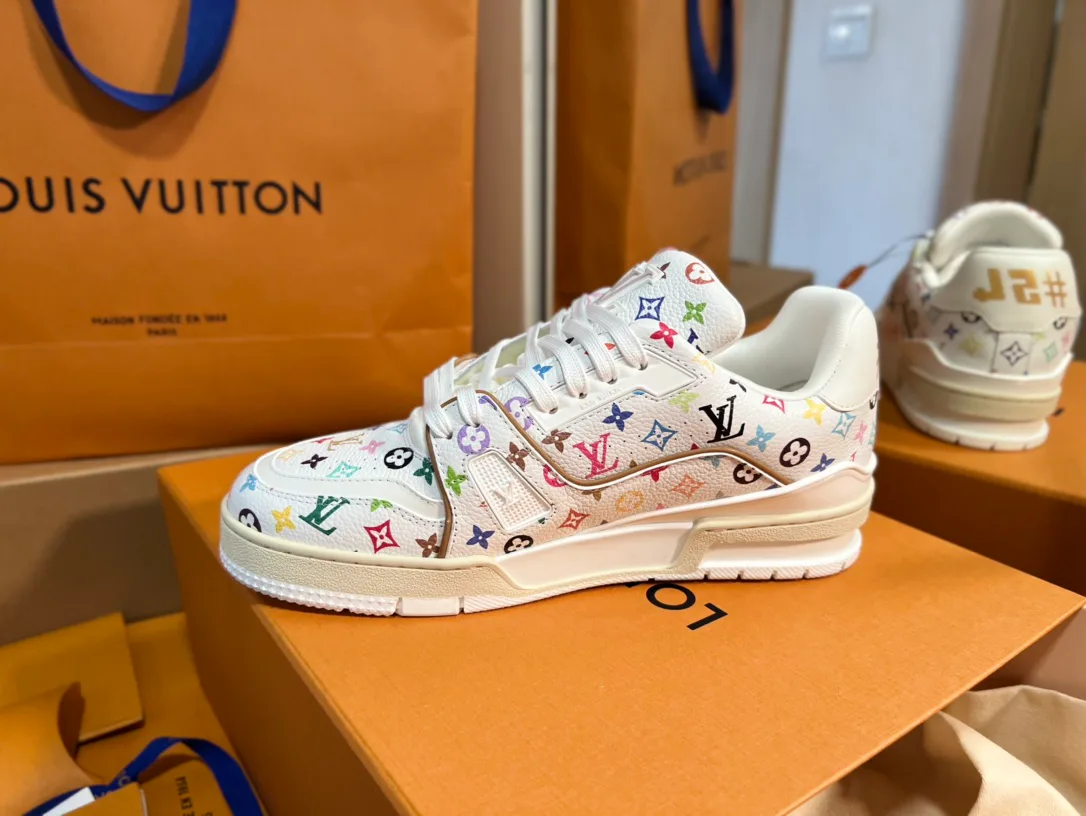 Кроссовки Женские Louis Vuitton 1880909