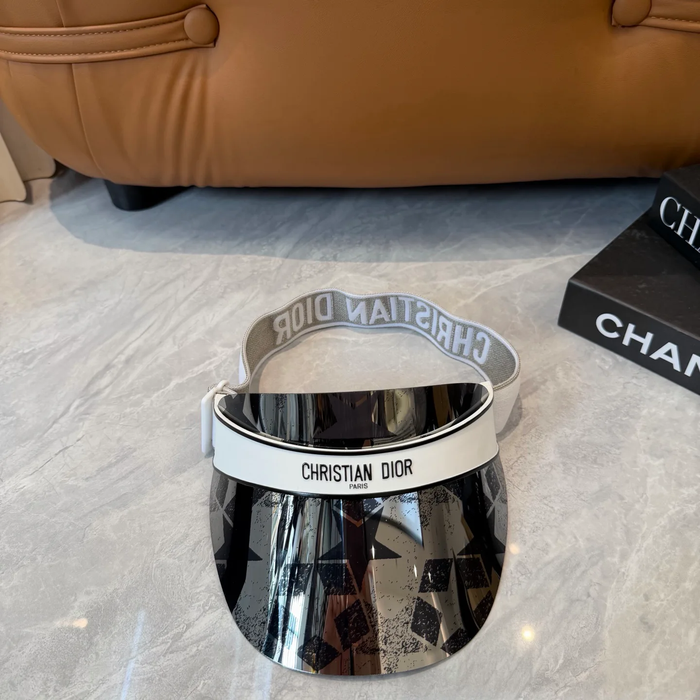 Головные Уборы Christian Dior 13294384