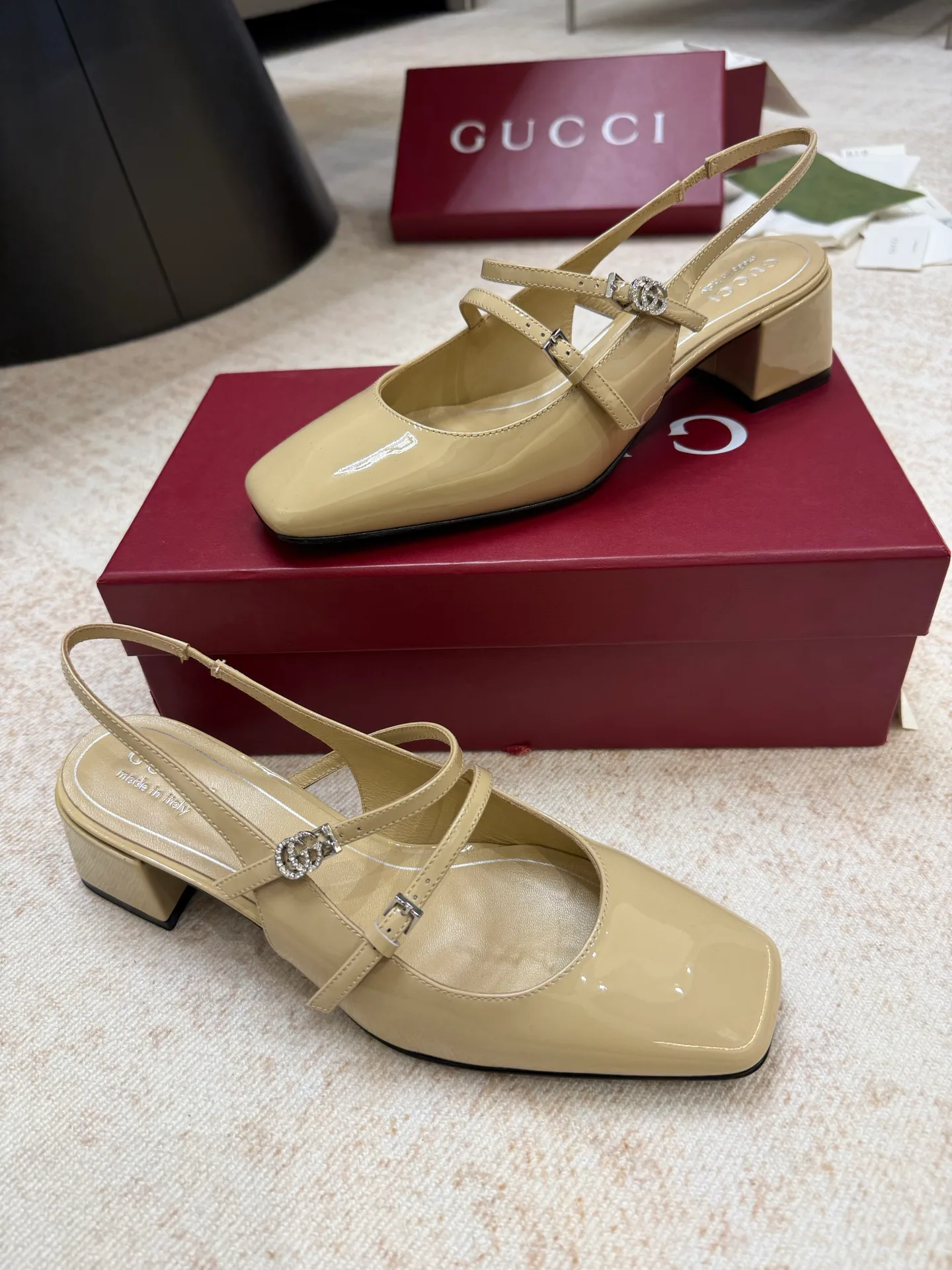 Босоножки Женские Gucci 10407989