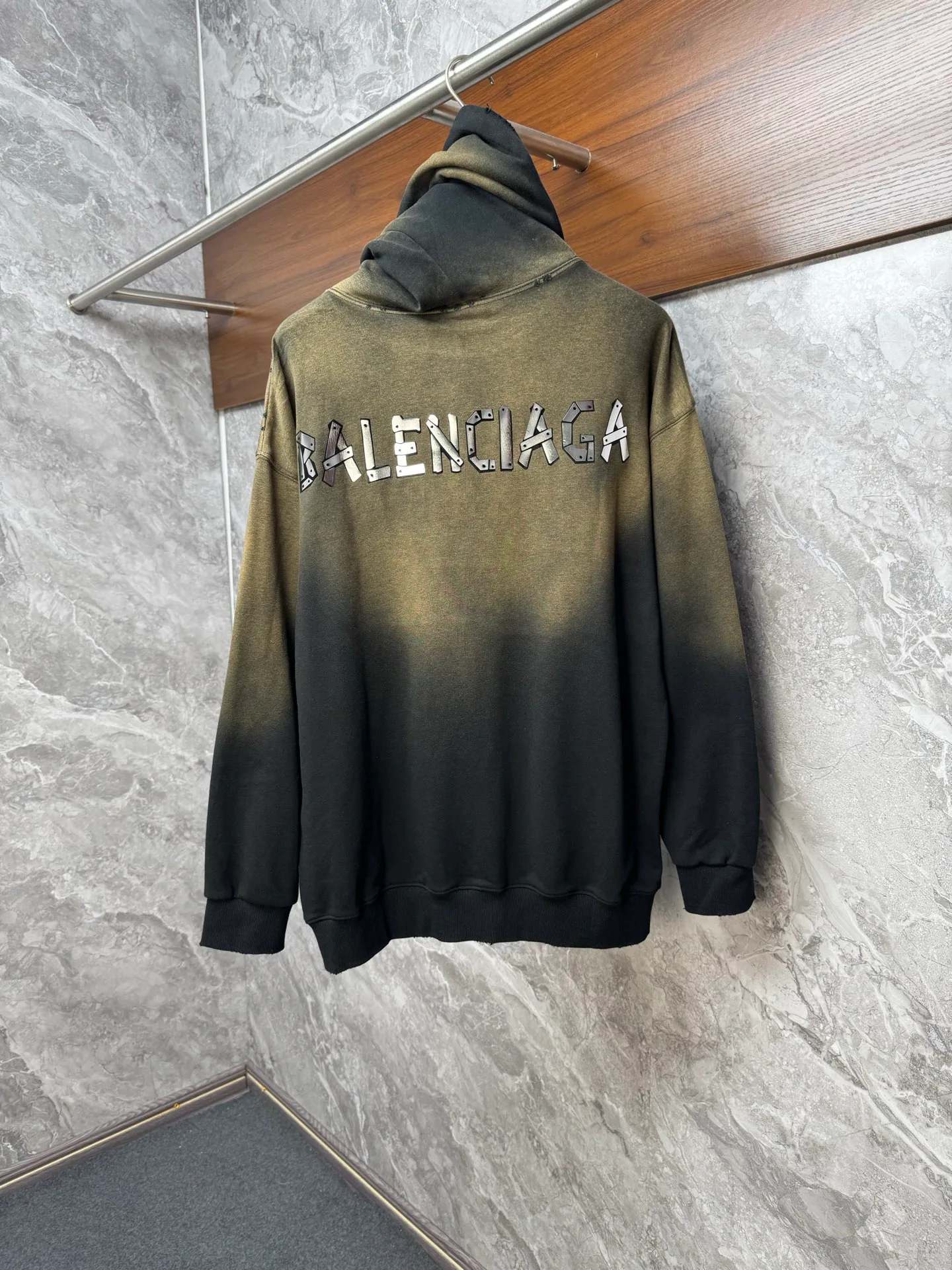 Свитшоты И Худи Женские Balenciaga 18182350