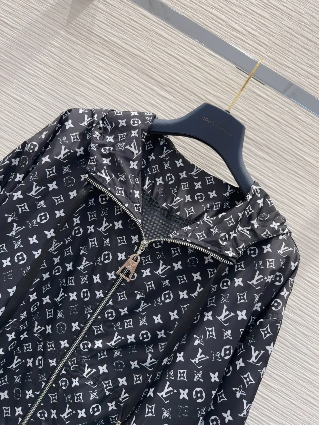 Костюмы Женские Louis Vuitton 10850658