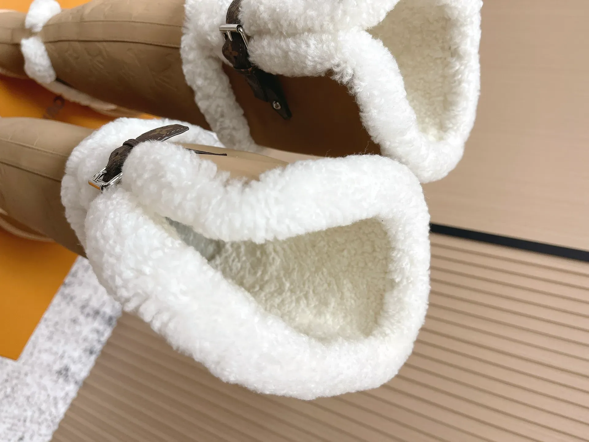 Сапоги Женские Louis Vuitton 625115