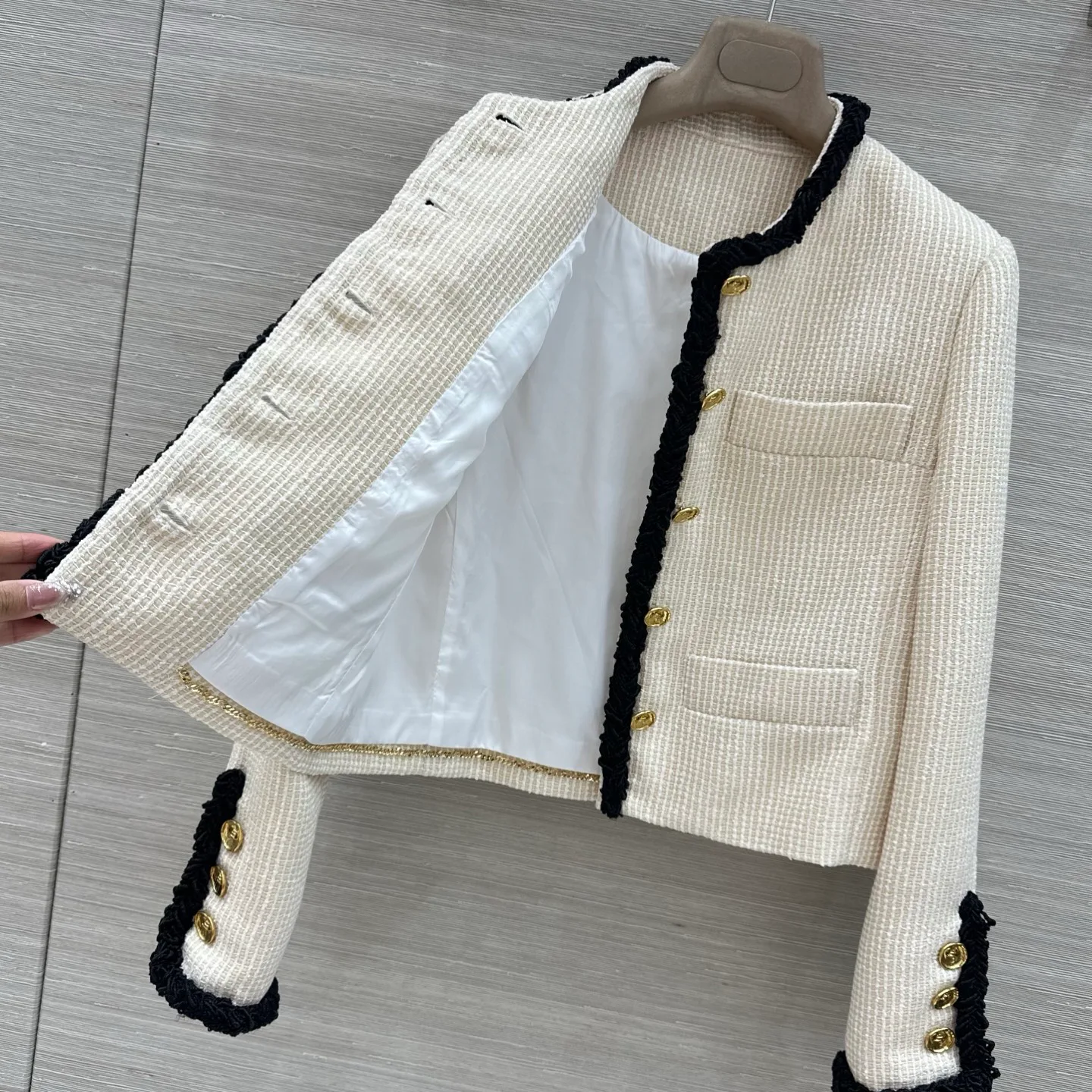 Жакеты Женские Chanel 18376033
