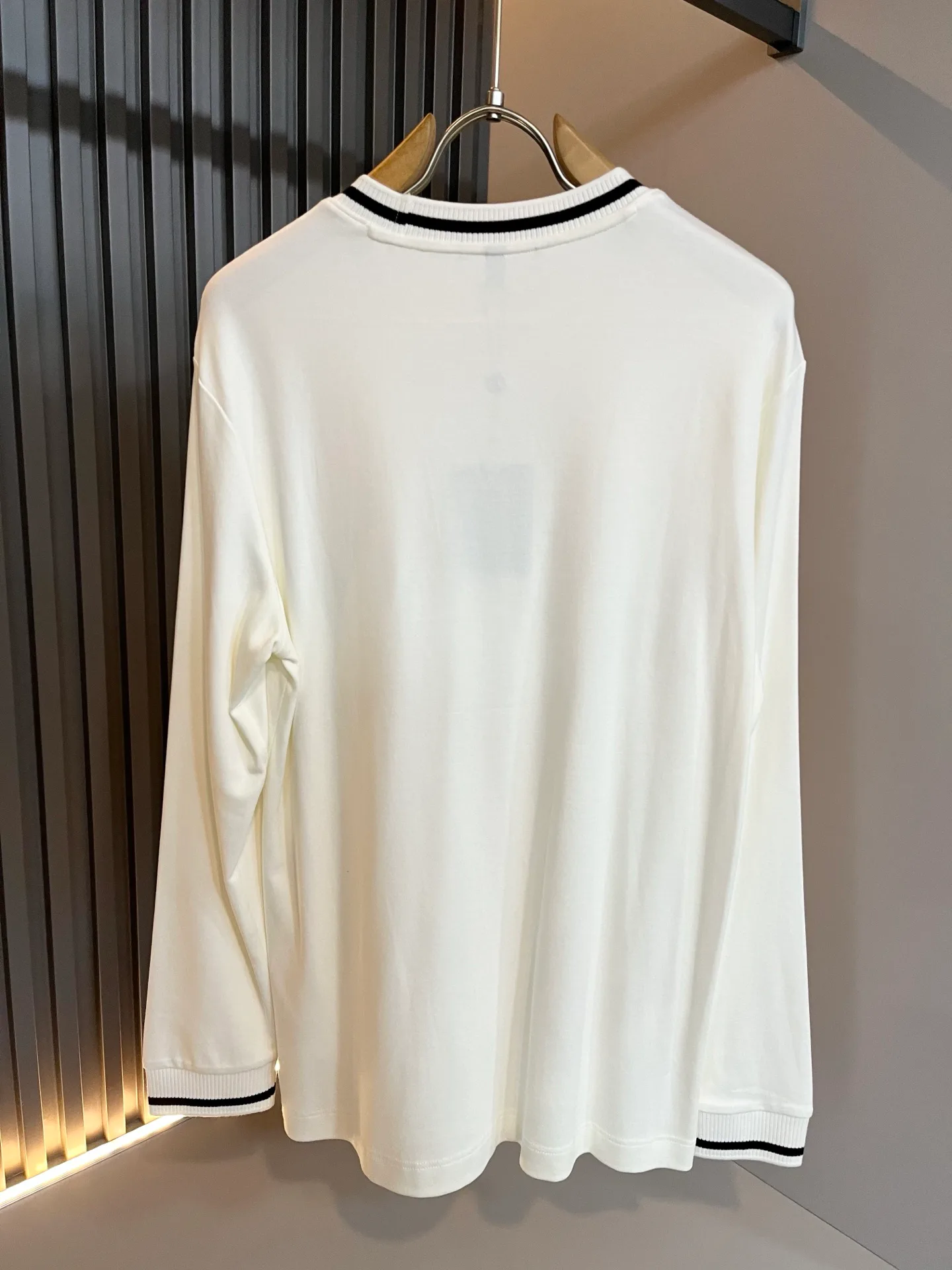 Лонгсливы Мужские Louis Vuitton 869410