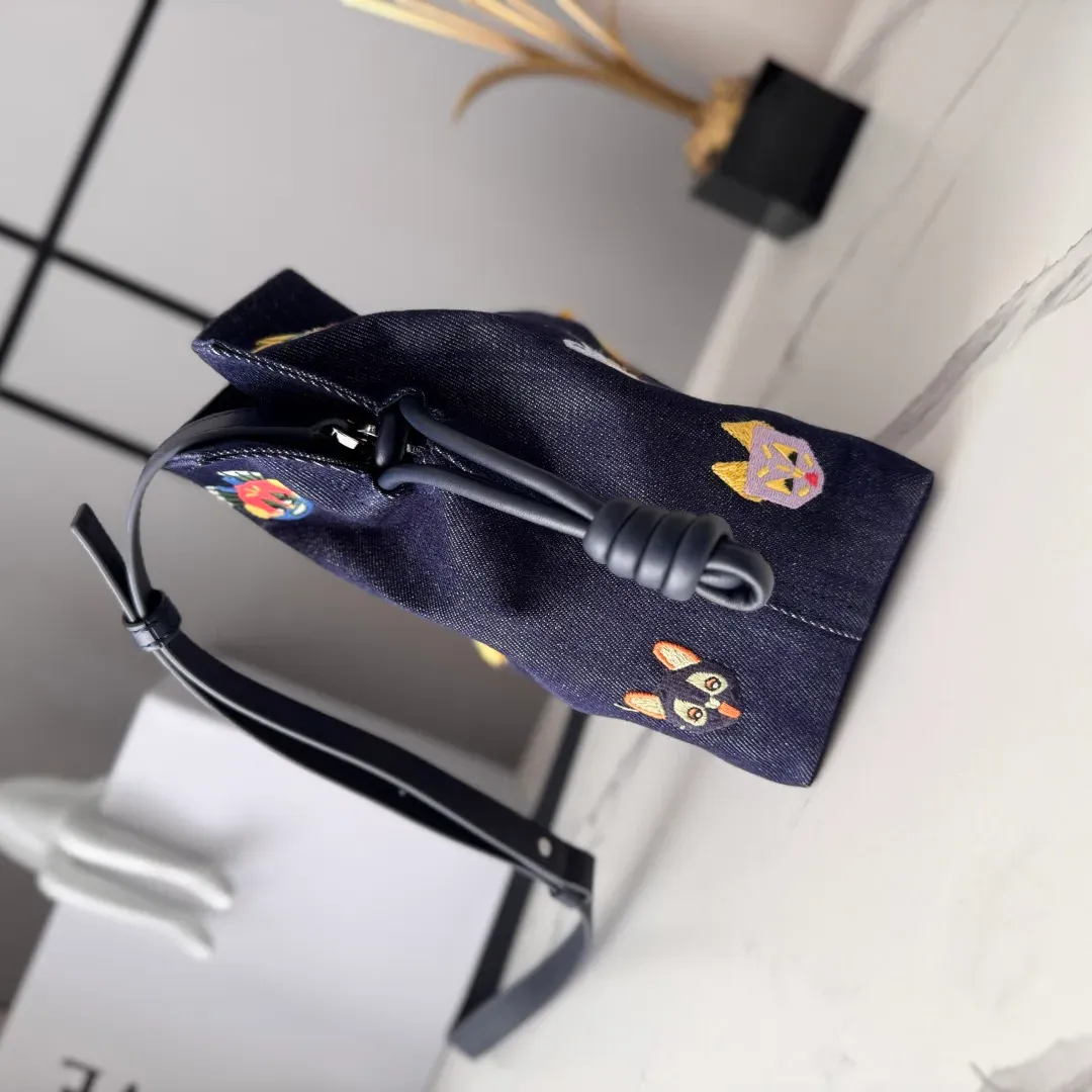 Классические Сумки Женские Loewe 6272506