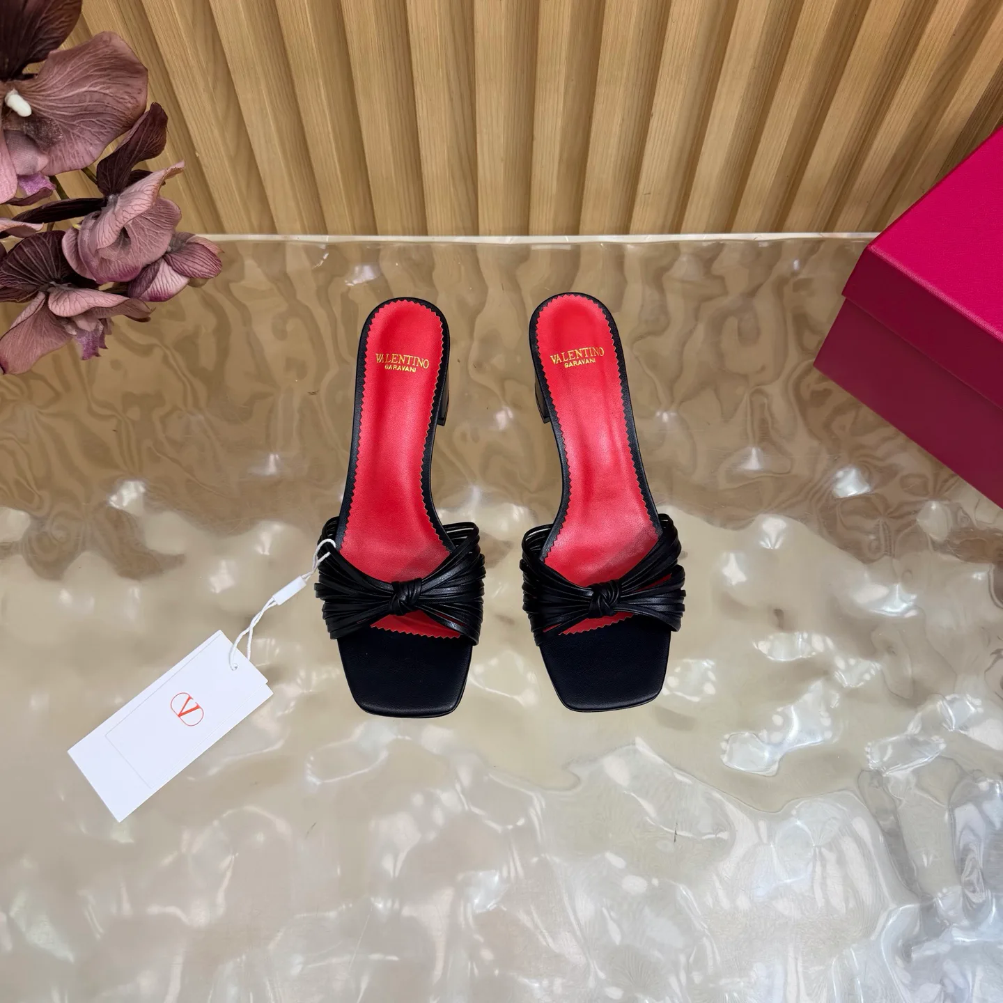 Босоножки Женские Valentino 17728237