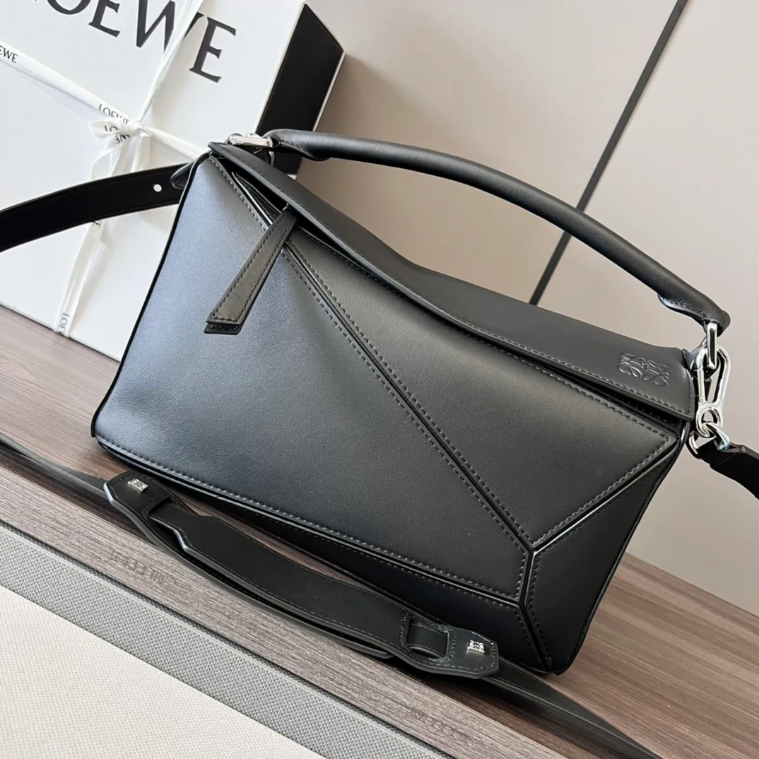 Сумки На Ремне Женские Loewe 690261