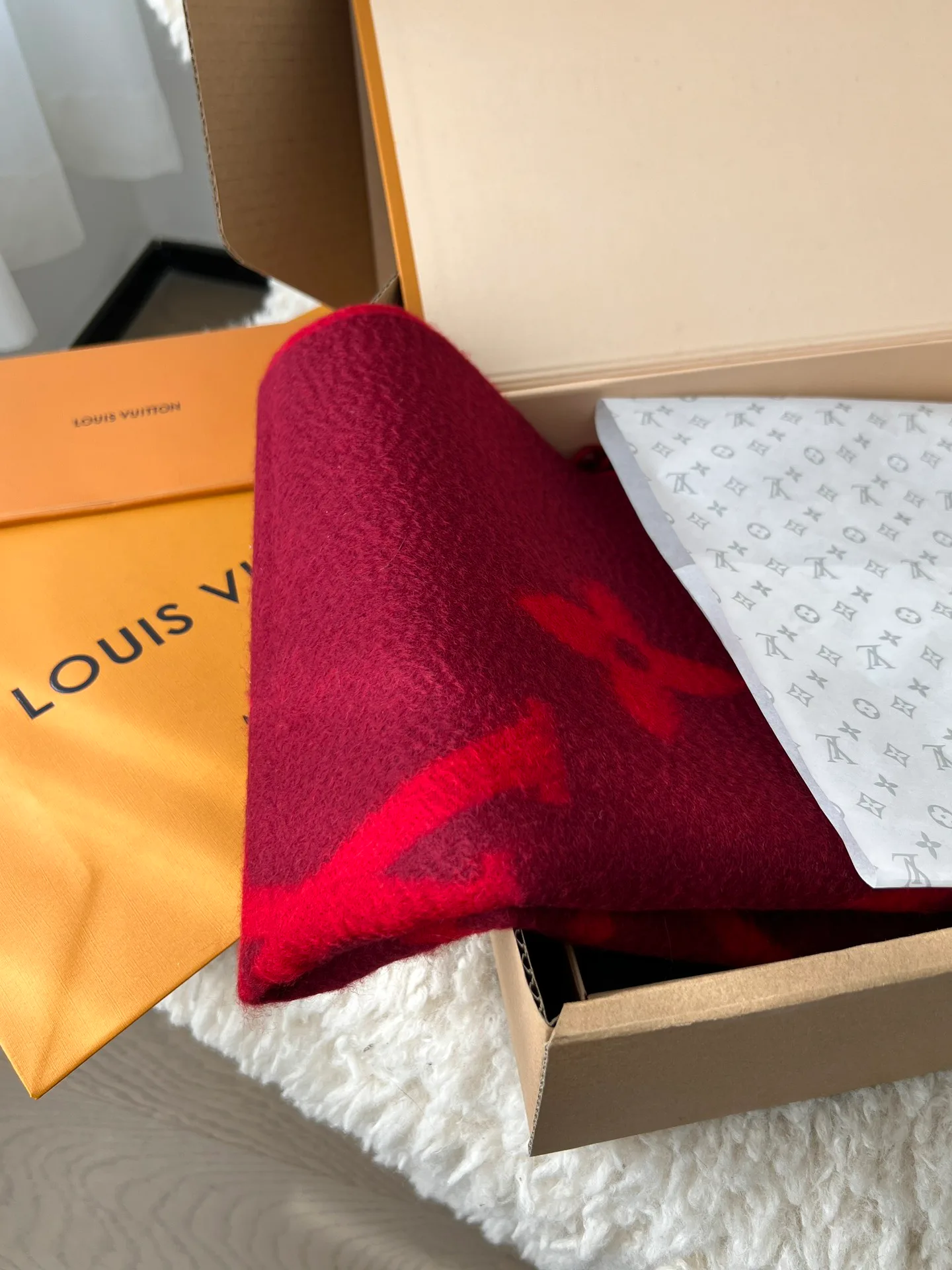 Шарфы Louis Vuitton 7065108