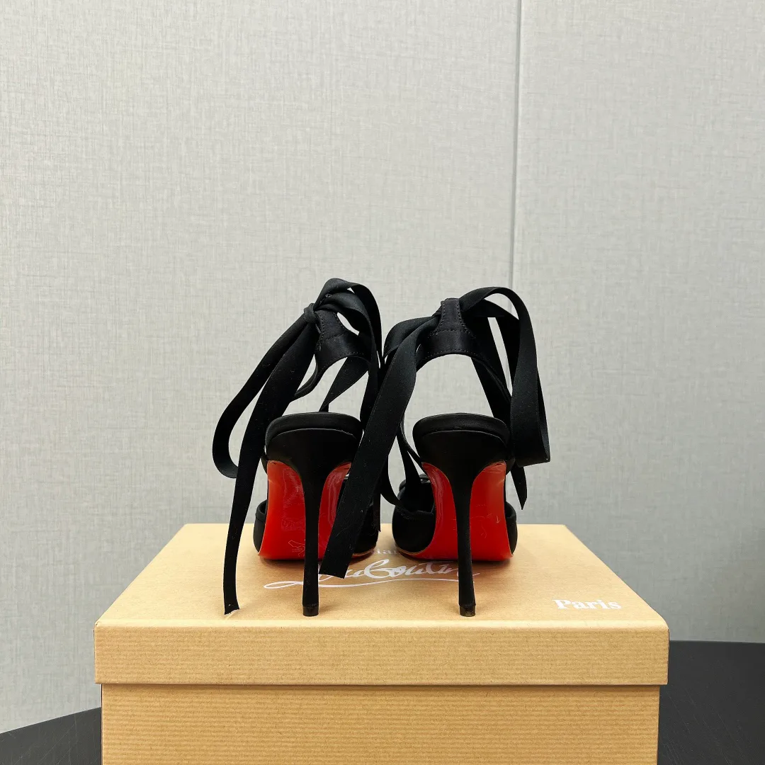 Туфли Женские Christian Louboutin 401896
