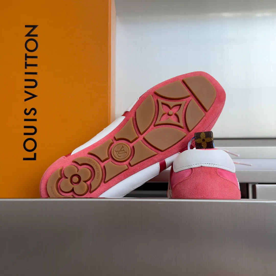 Кроссовки Женские Louis Vuitton 11235162