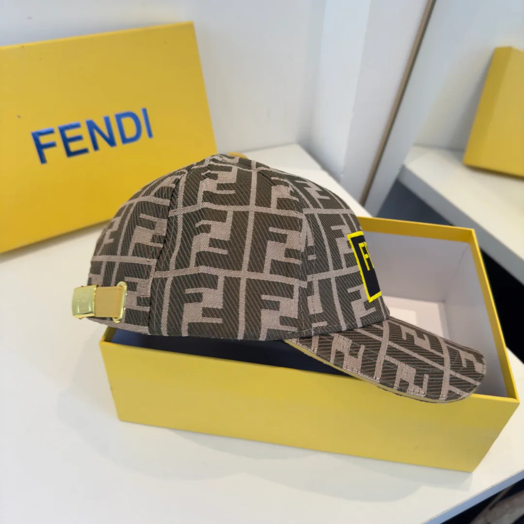Головные Уборы Fendi 11416632