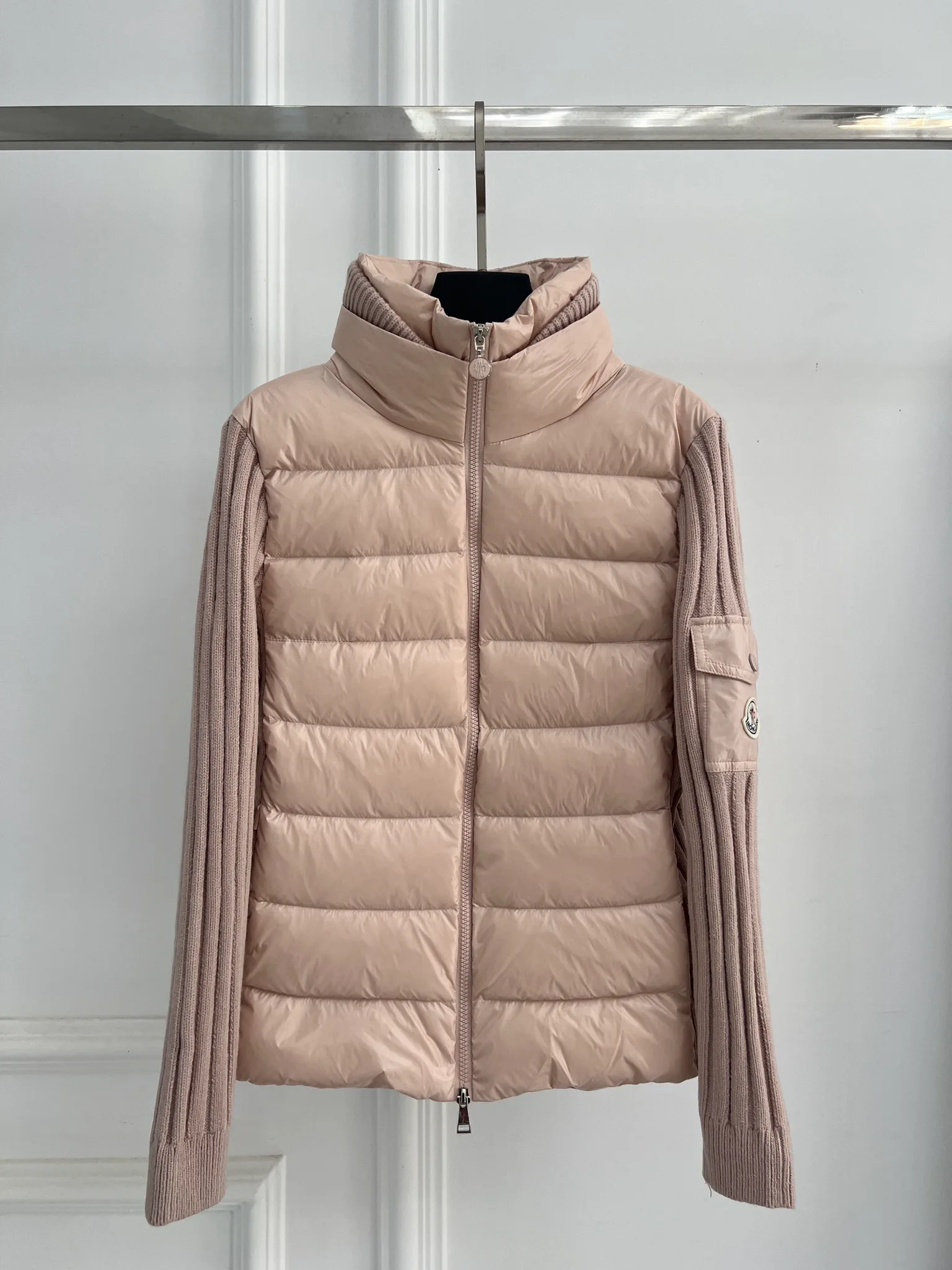 Куртки И Пуховики Женские Moncler 18416275