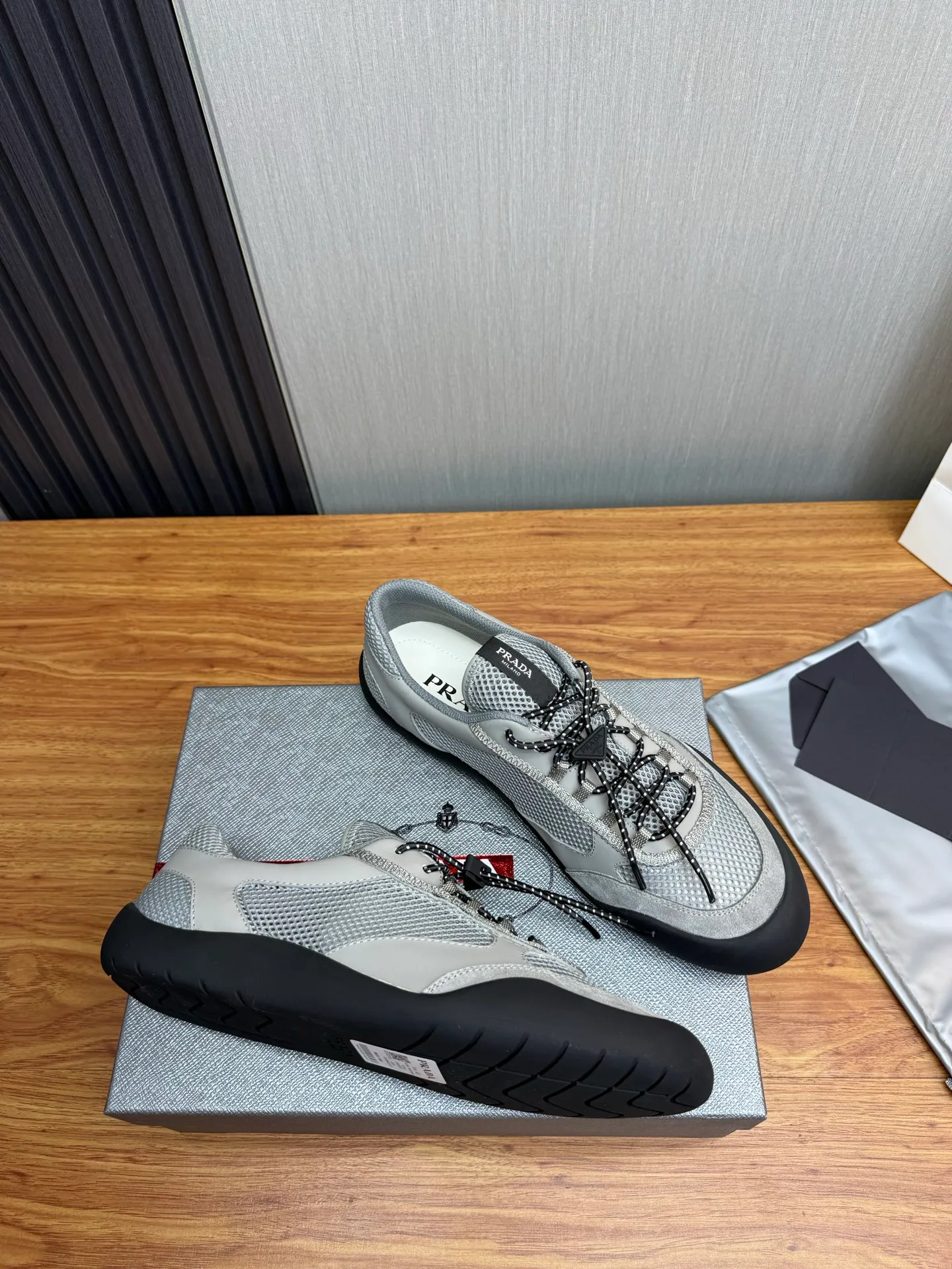 Кроссовки Мужские Prada 13241528