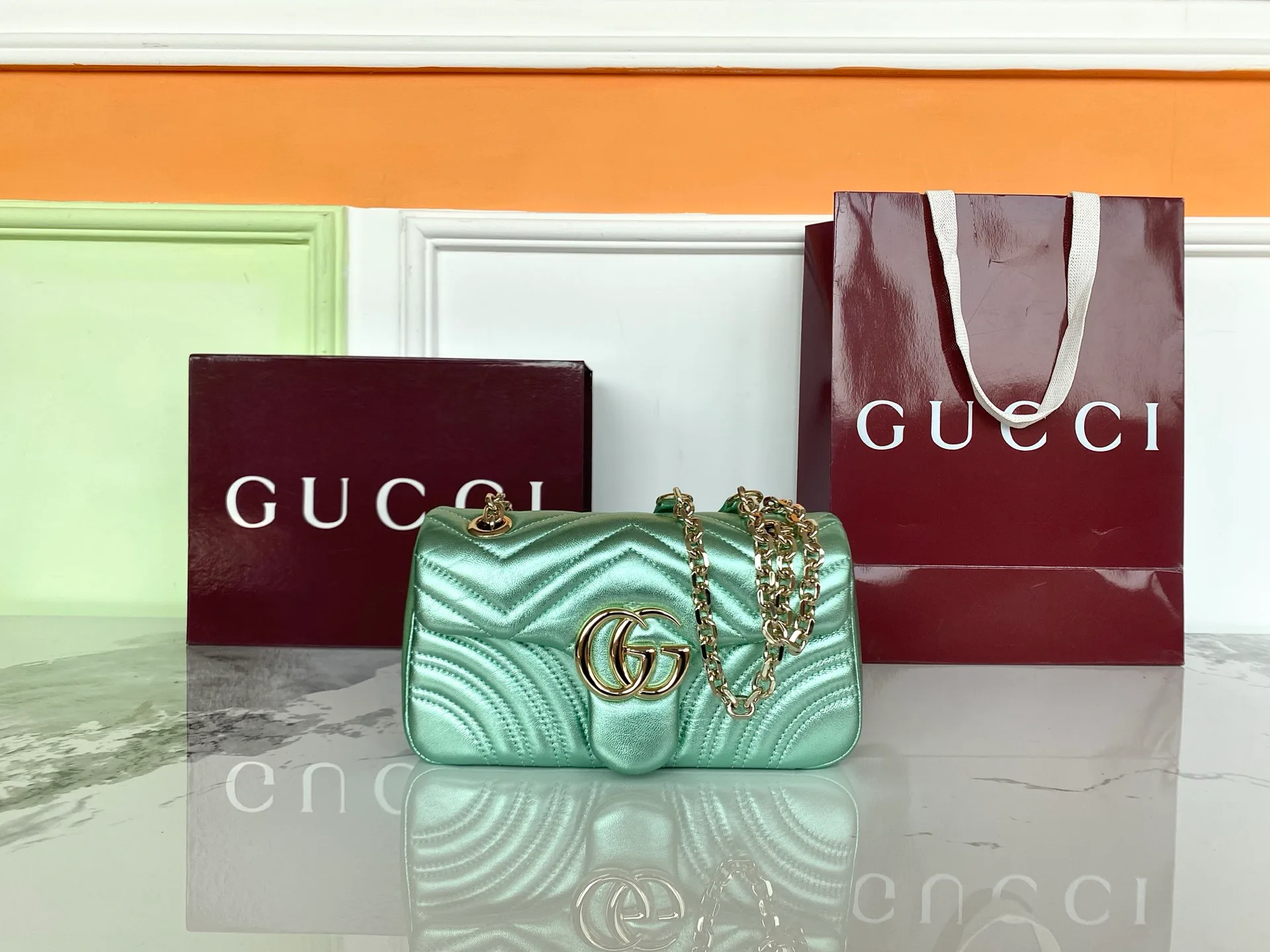 Классические Сумки Женские Gucci 10415420