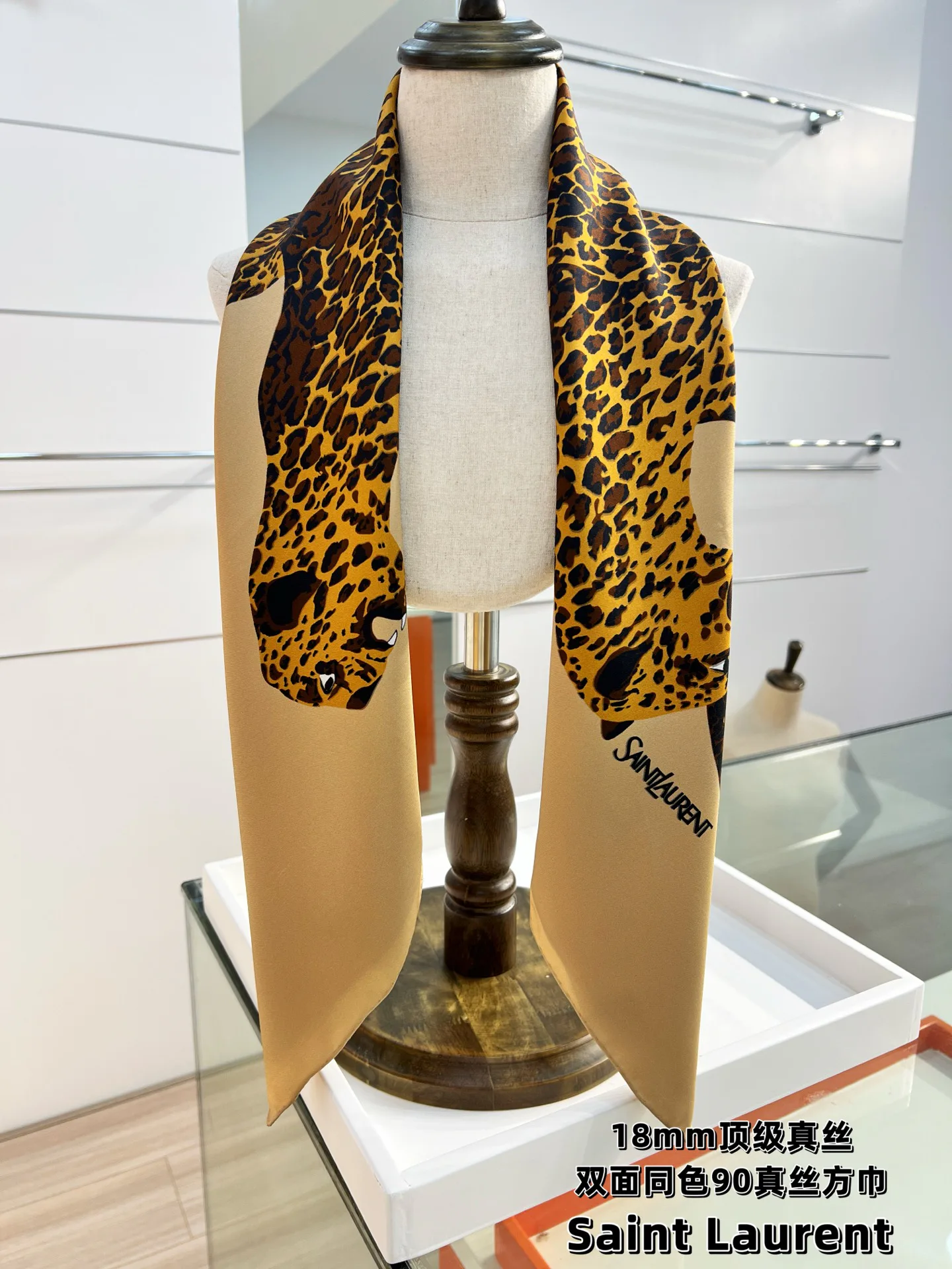 Шарфы Saint Laurent 11256580