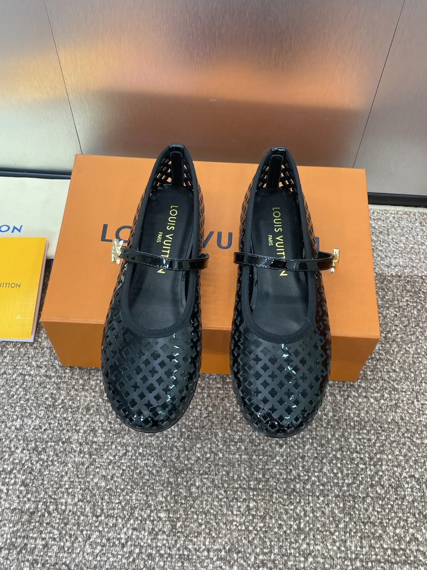 Туфли Женские Louis Vuitton 13346520