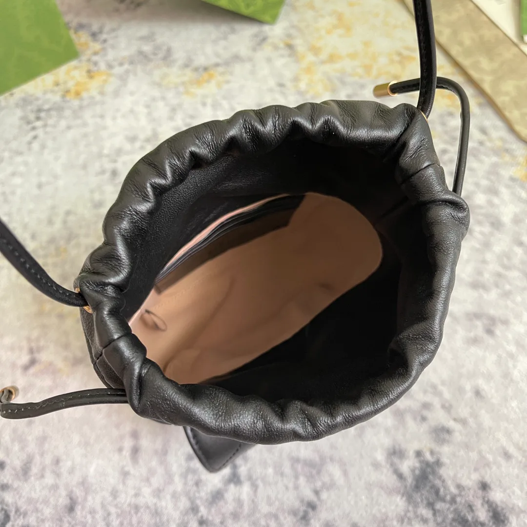 Классические Сумки Женские Gucci 10979018