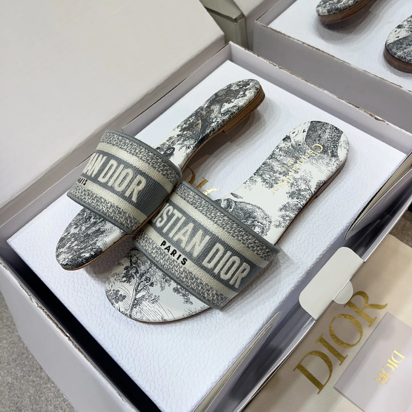 Шлепанцы Женские Christian Dior 13235787