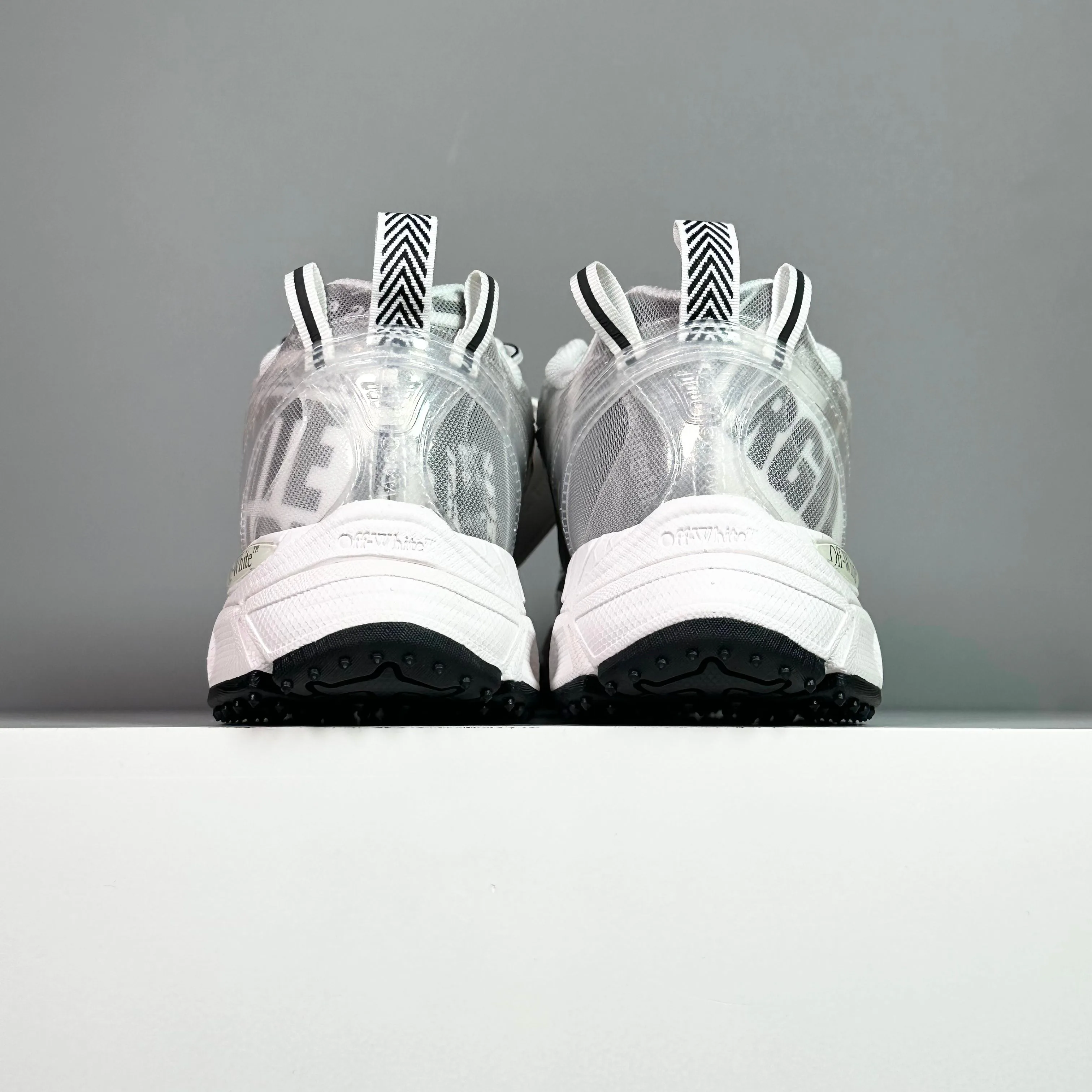 Кроссовки Мужские Off-White 13365028