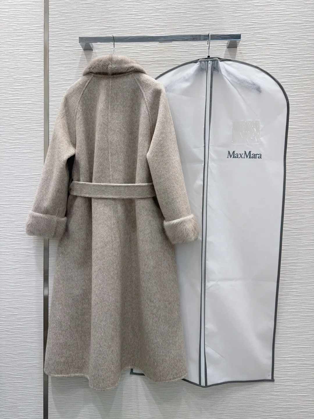 Пальто Женские Max Mara 18456300