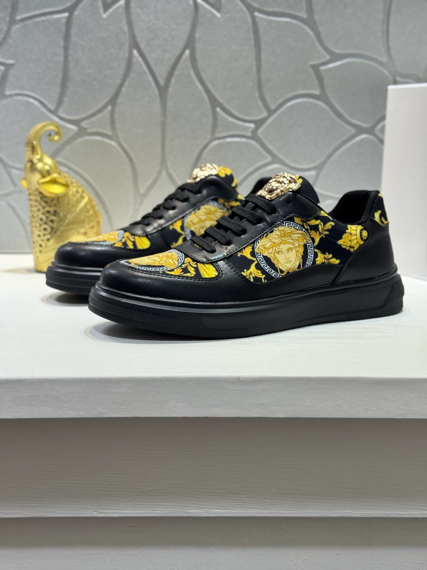 Кроссовки Мужские Versace 11490756