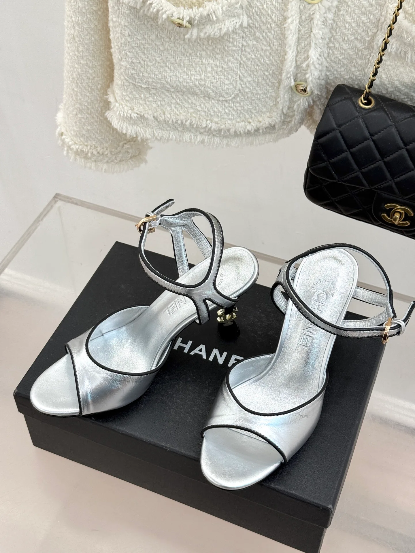 Босоножки Женские Chanel 11642189