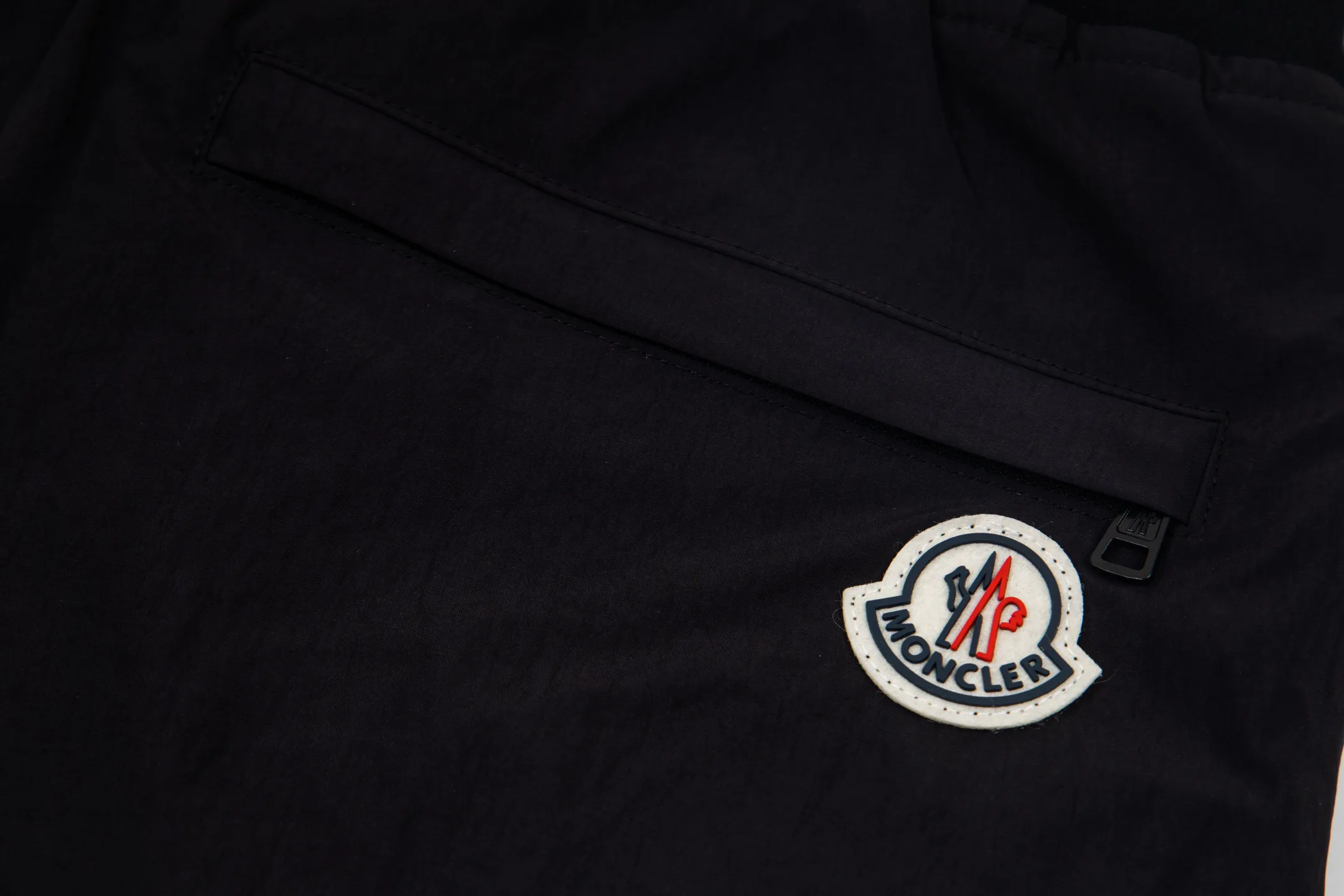 Шорты Женские Moncler 11528432