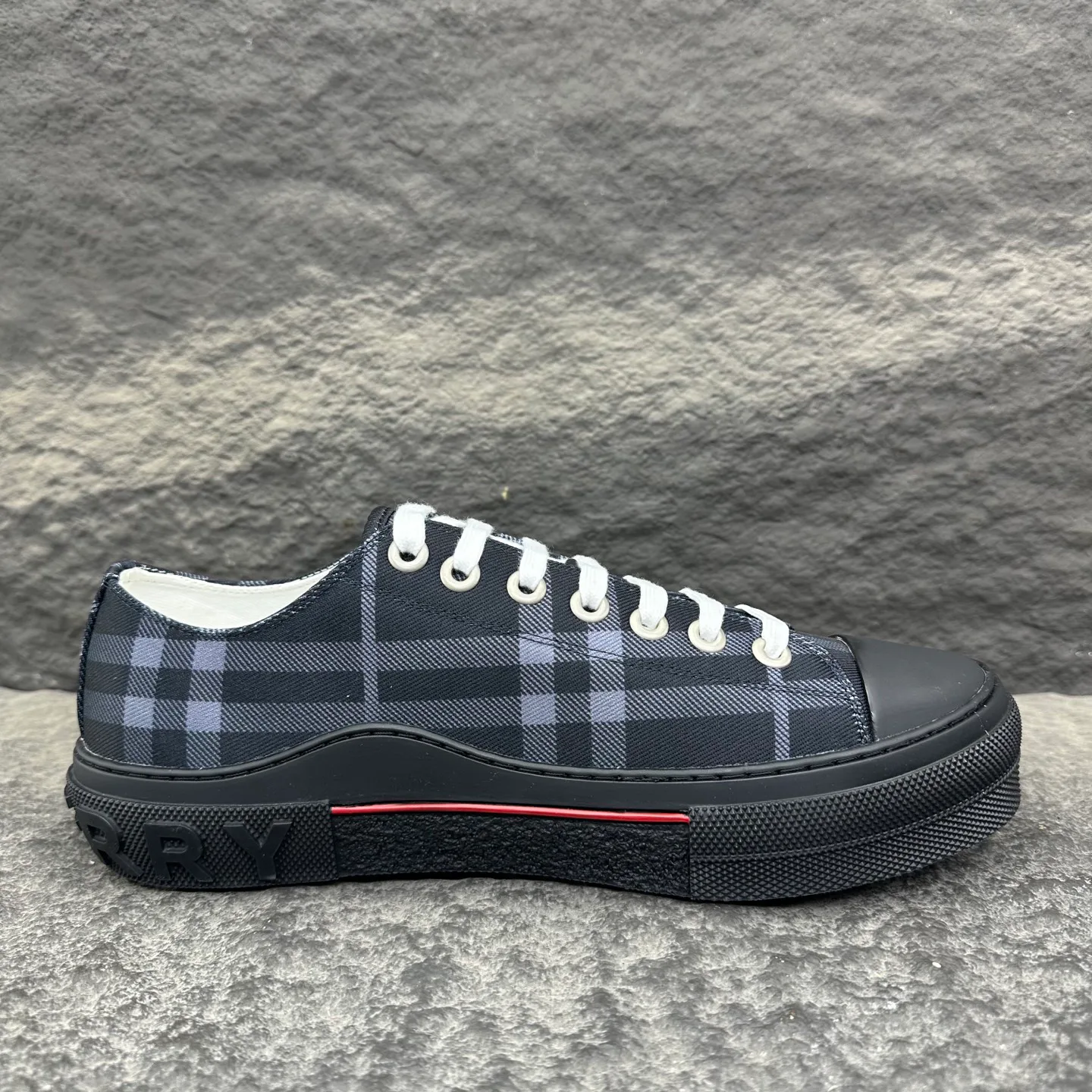 Кроссовки Мужские Burberry 18154133
