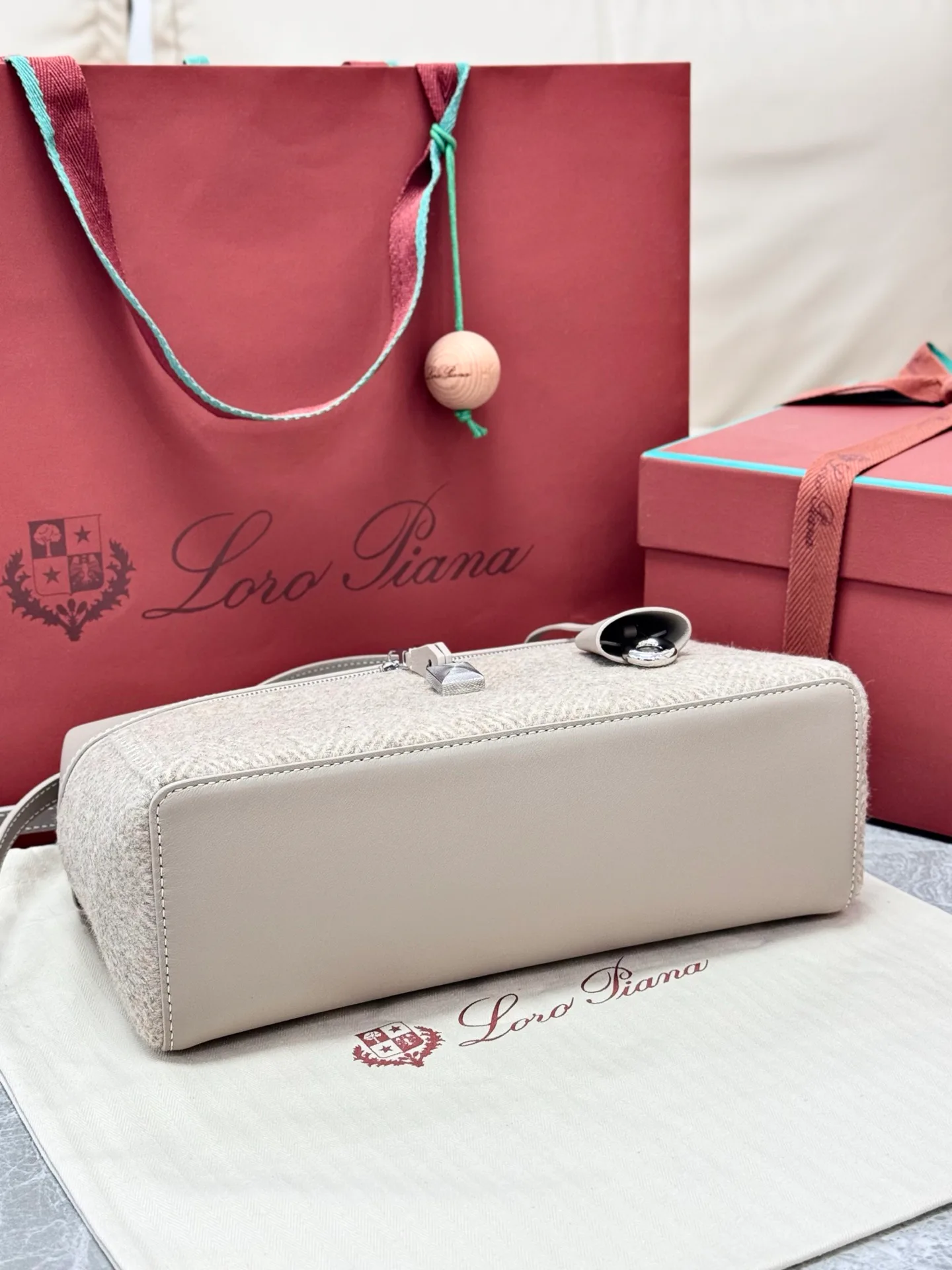 Классические Сумки Женские Loro Piana 17565042