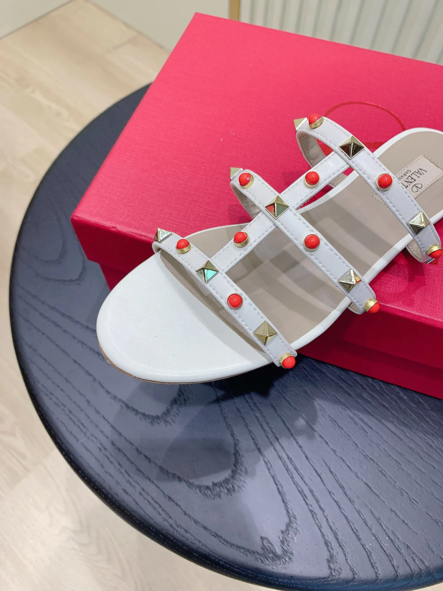 Шлепанцы Женские Valentino 748130