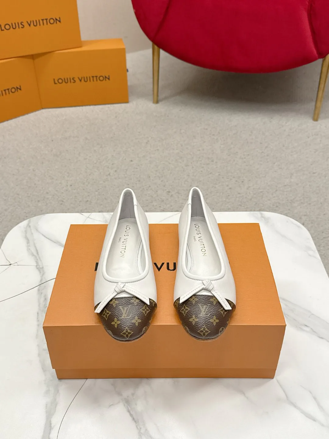 Балетки Женские Louis Vuitton 19099122