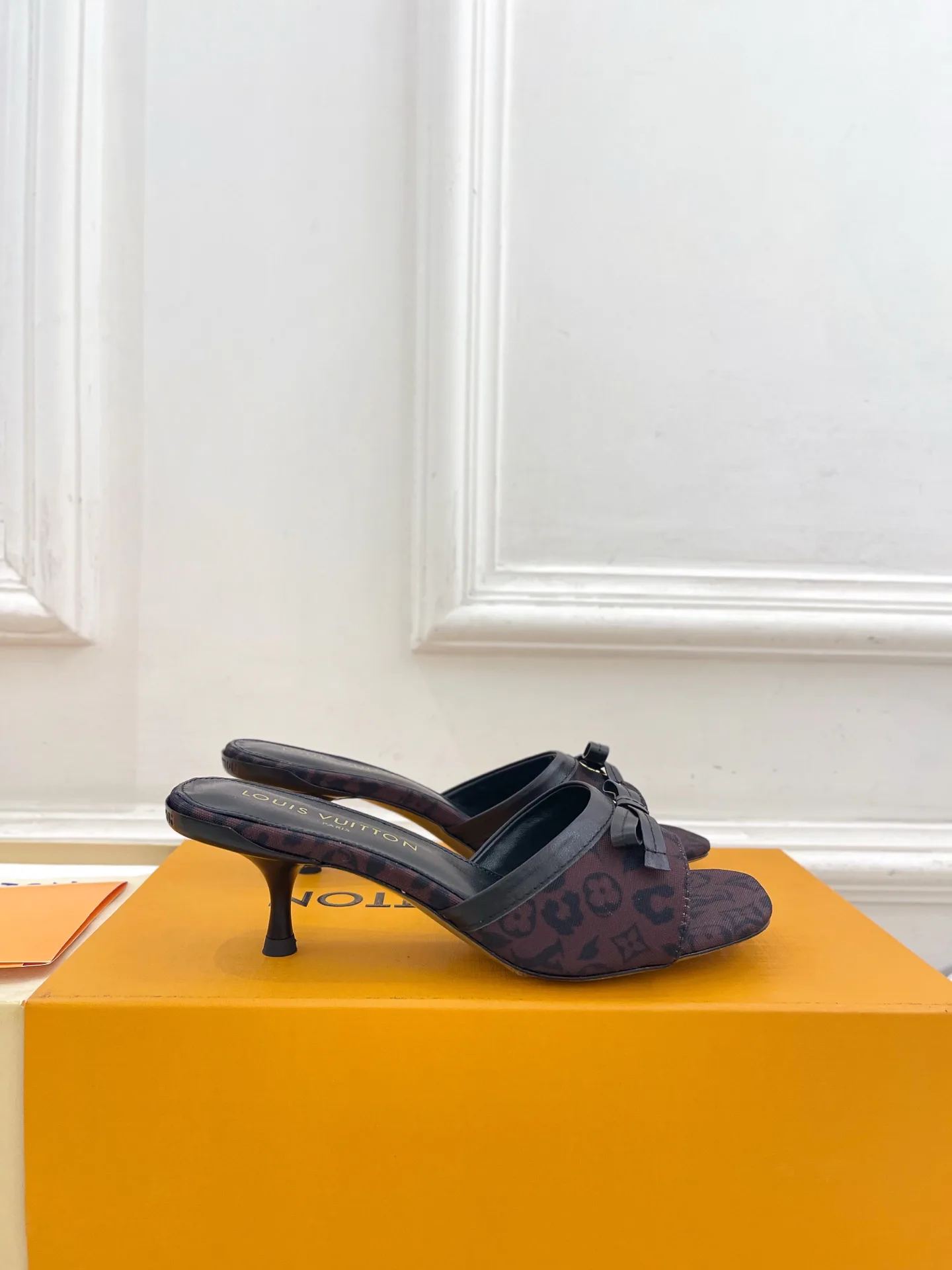 Туфли Женские Louis Vuitton 11852497
