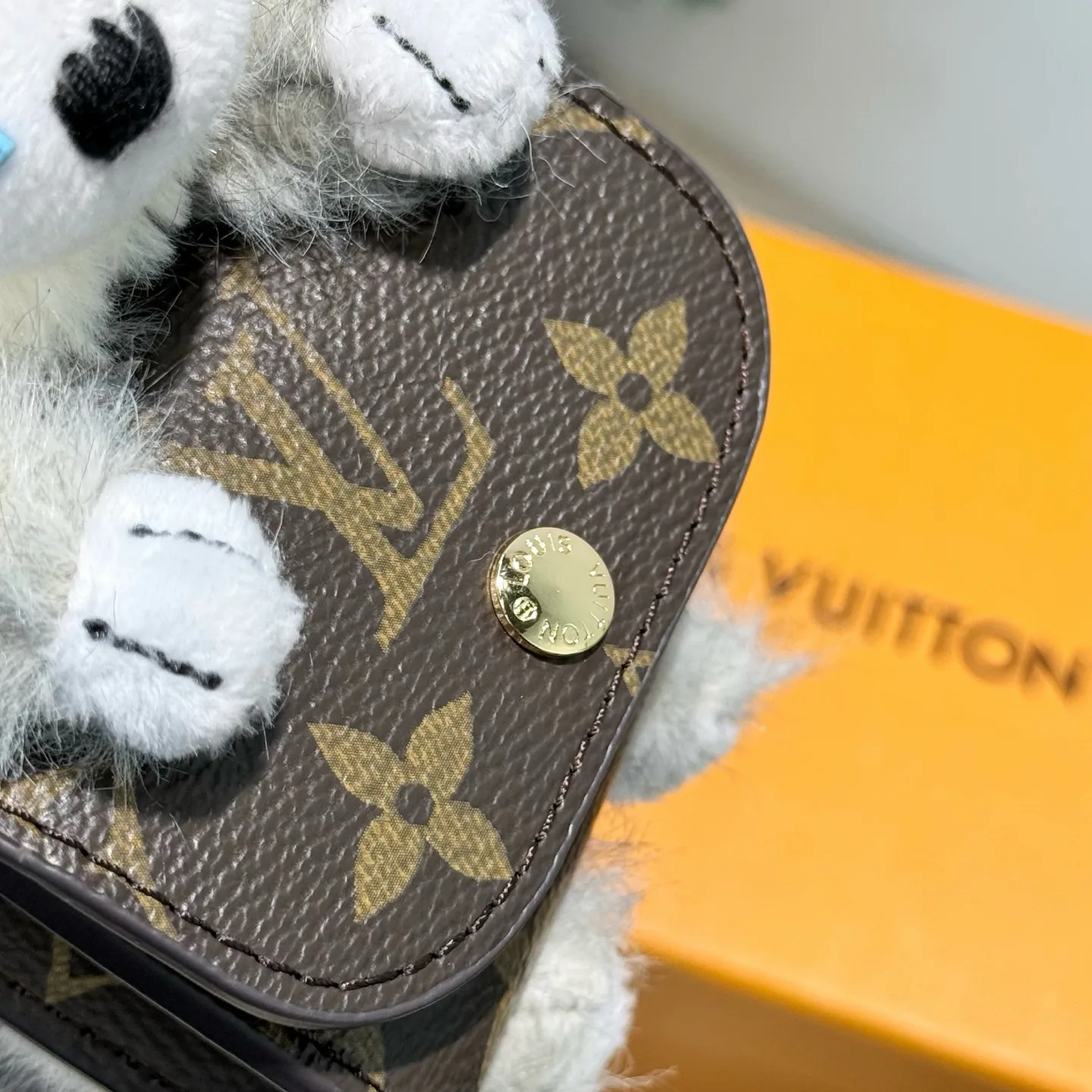 Ключницы Louis Vuitton 17886408
